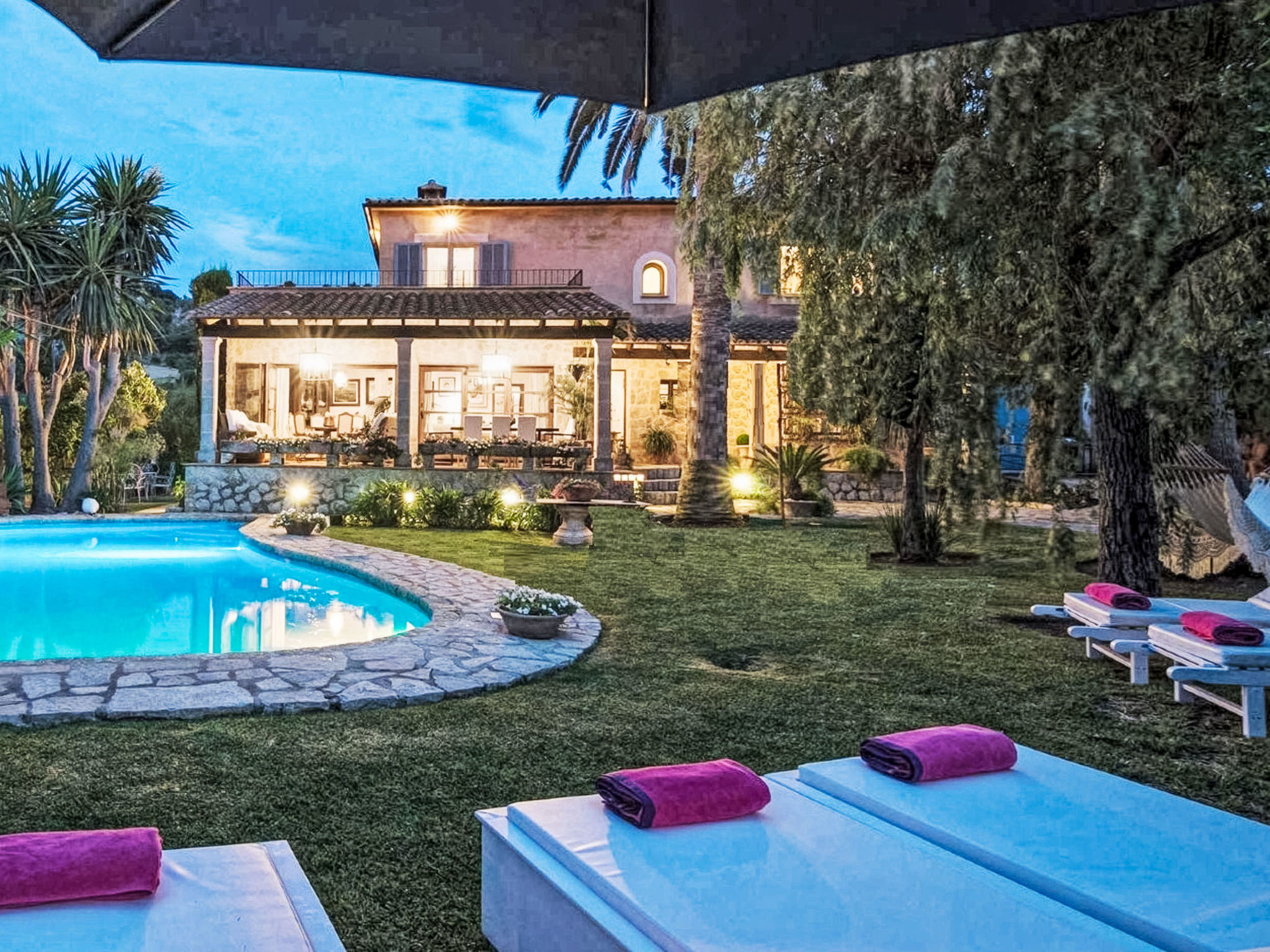 Maison Schöne Villa mit Schwimmbad in Mancor de la Vall – Extérieur de la maison, photo 11 sur 28