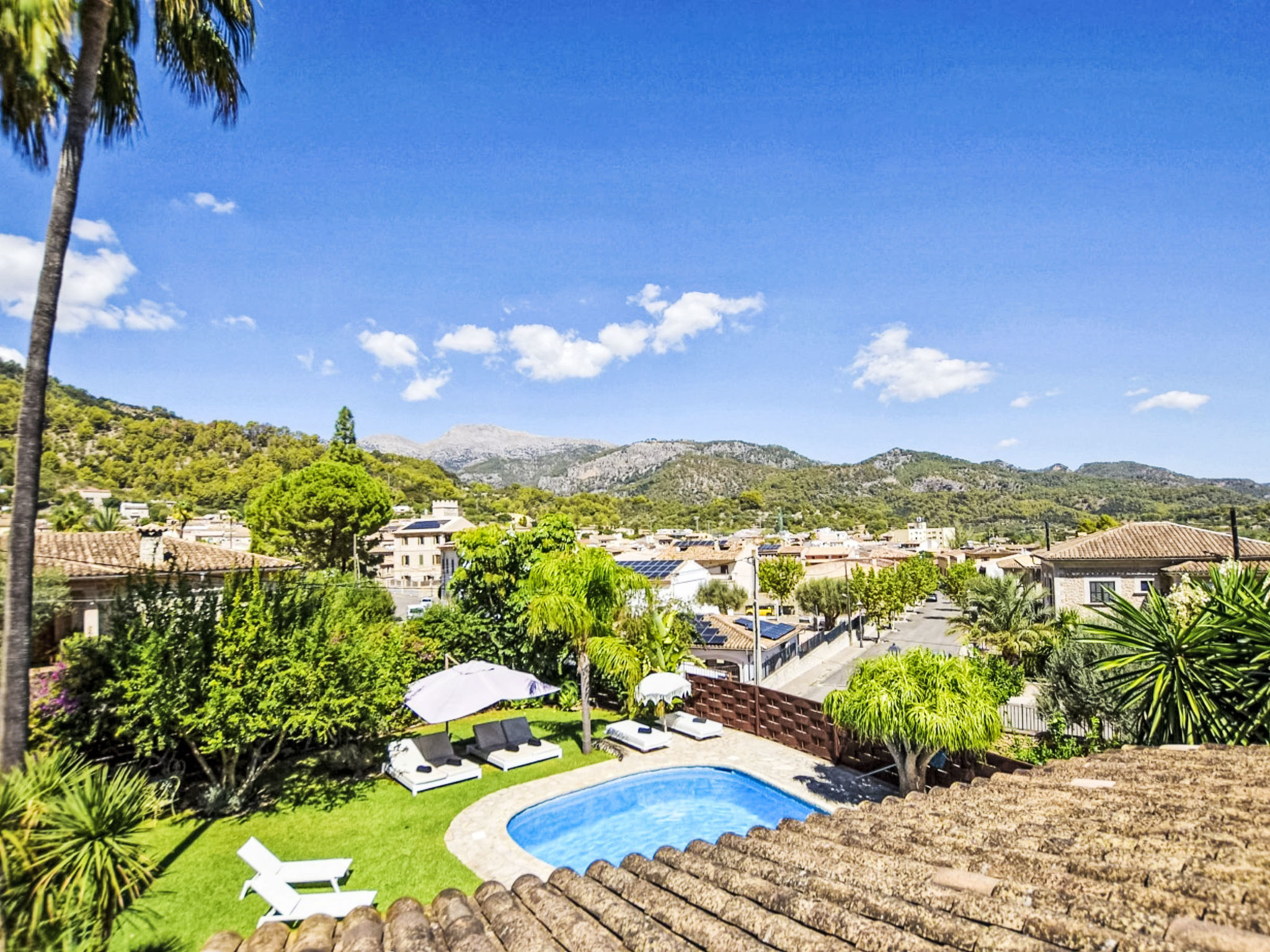 Maison Schöne Villa mit Schwimmbad in Mancor de la Vall – Extérieur de la maison, photo 9 sur 28
