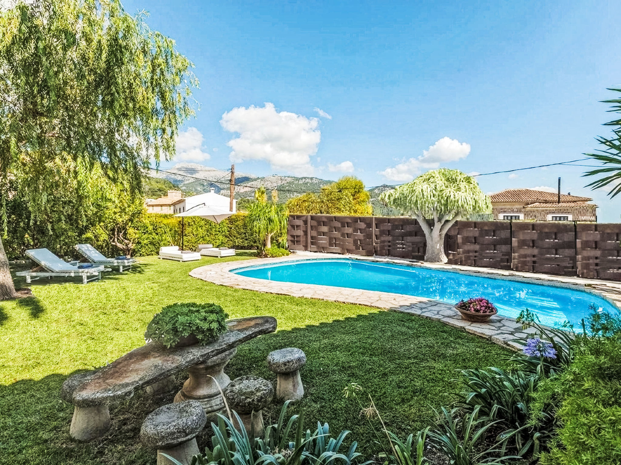 Maison Schöne Villa mit Schwimmbad in Mancor de la Vall – Extérieur de la maison, photo 6 sur 28
