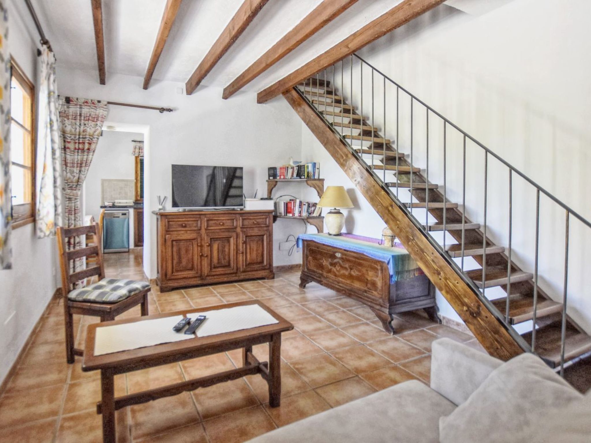 Romantisches Ferienhaus mit Jacuzzi im Freien-Drinnen