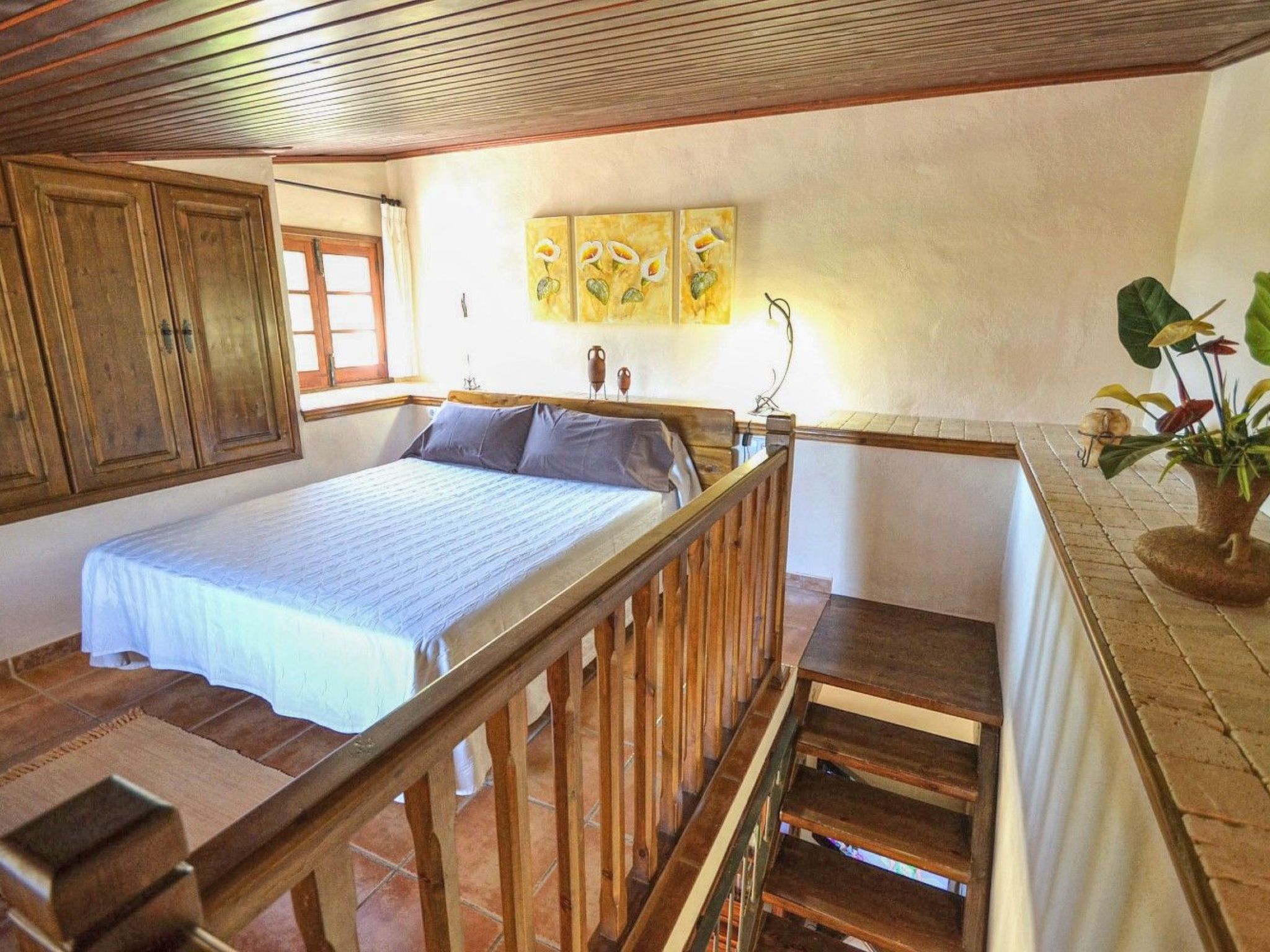 Romantisches Ferienhaus mit Jacuzzi im Freien-Drinnen