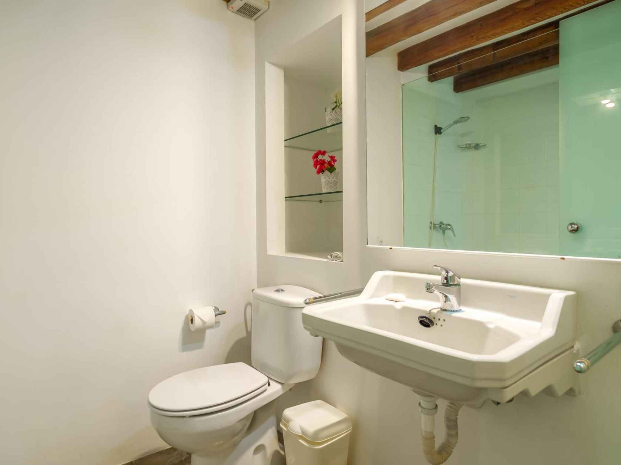 Photo of Beeindruckende Villa mit Meerblick und Schwimmbad