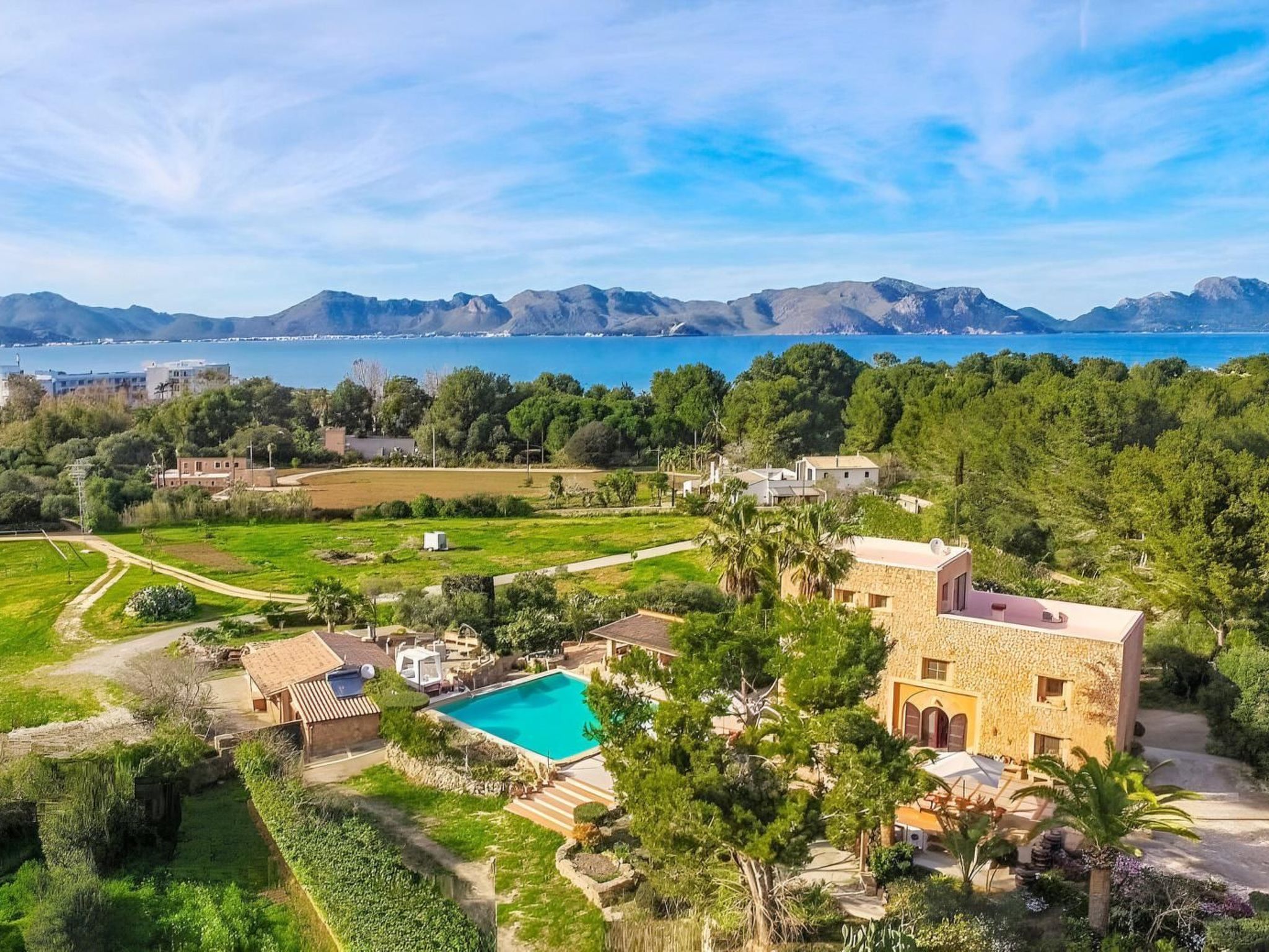Ländliche Finca "Sa Torre" mit Jacuzzi
