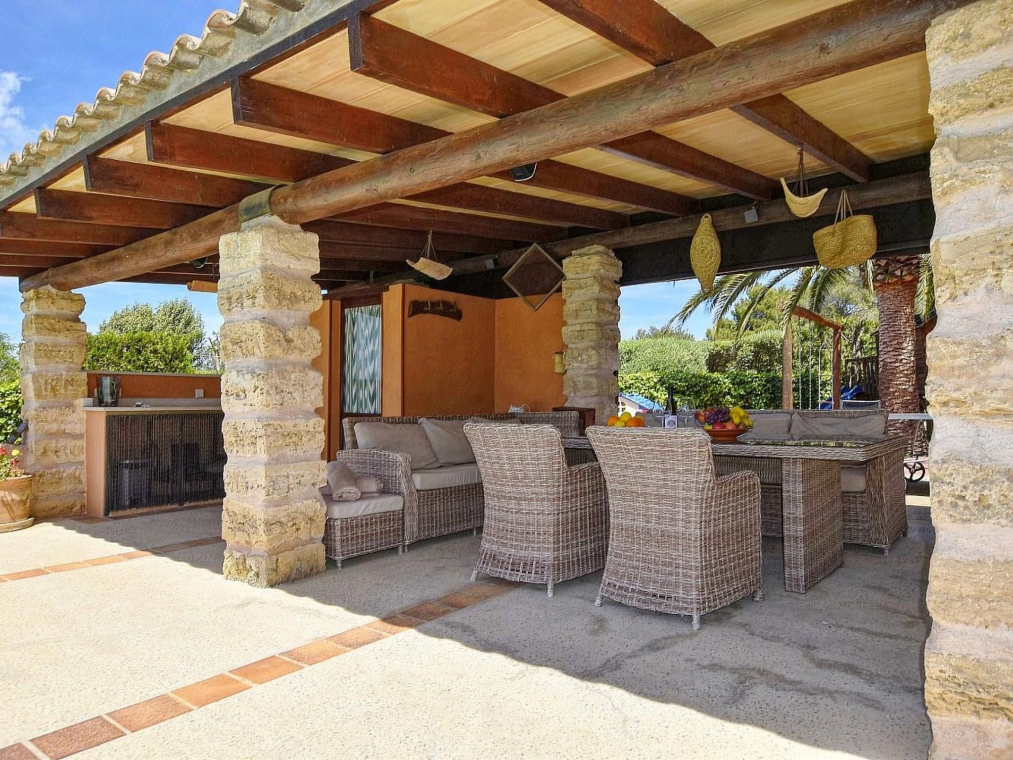 Ländliche Finca "Sa Torre" mit Jacuzzi-Image-tags.info