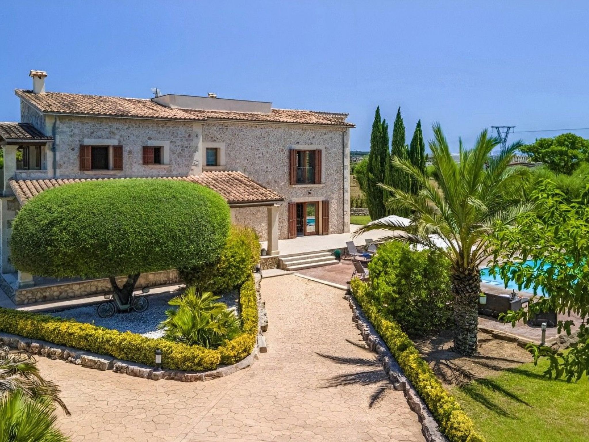 Villa mit Garten, Grill und Terrasse