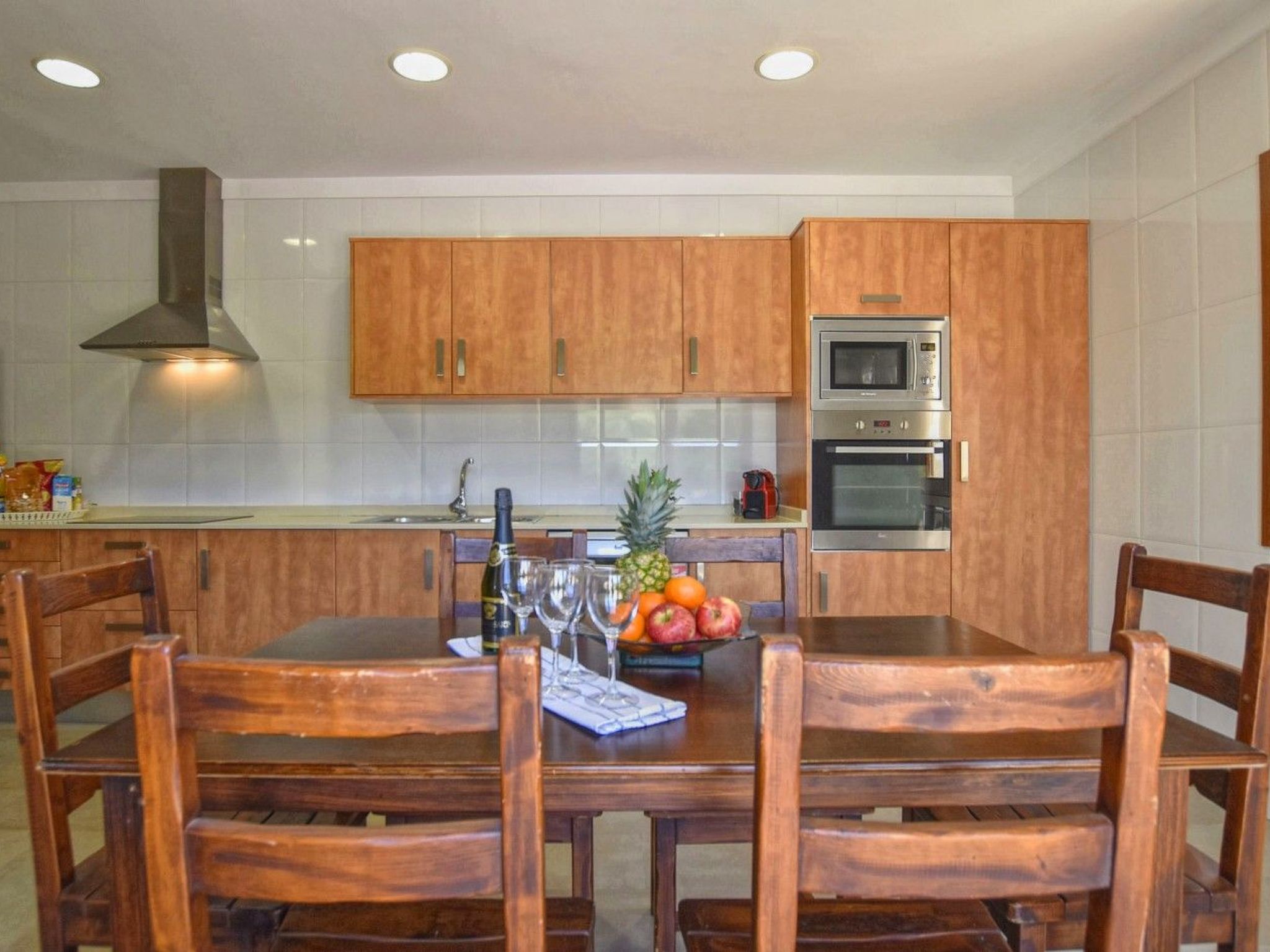 Villa mit Garten, Grill und Terrasse-Image-tags.info