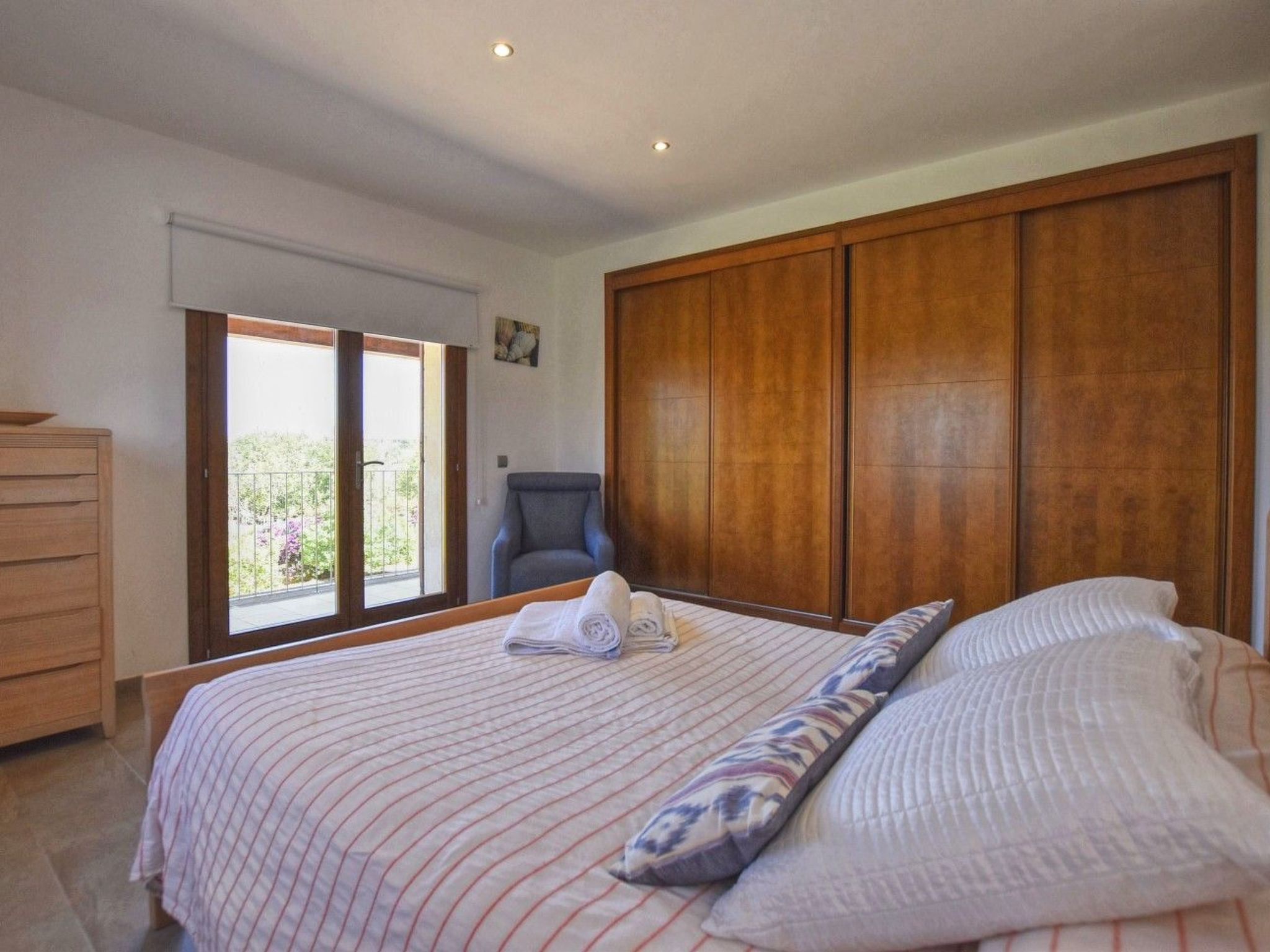 Villa mit Garten, Grill und Terrasse-Dedans