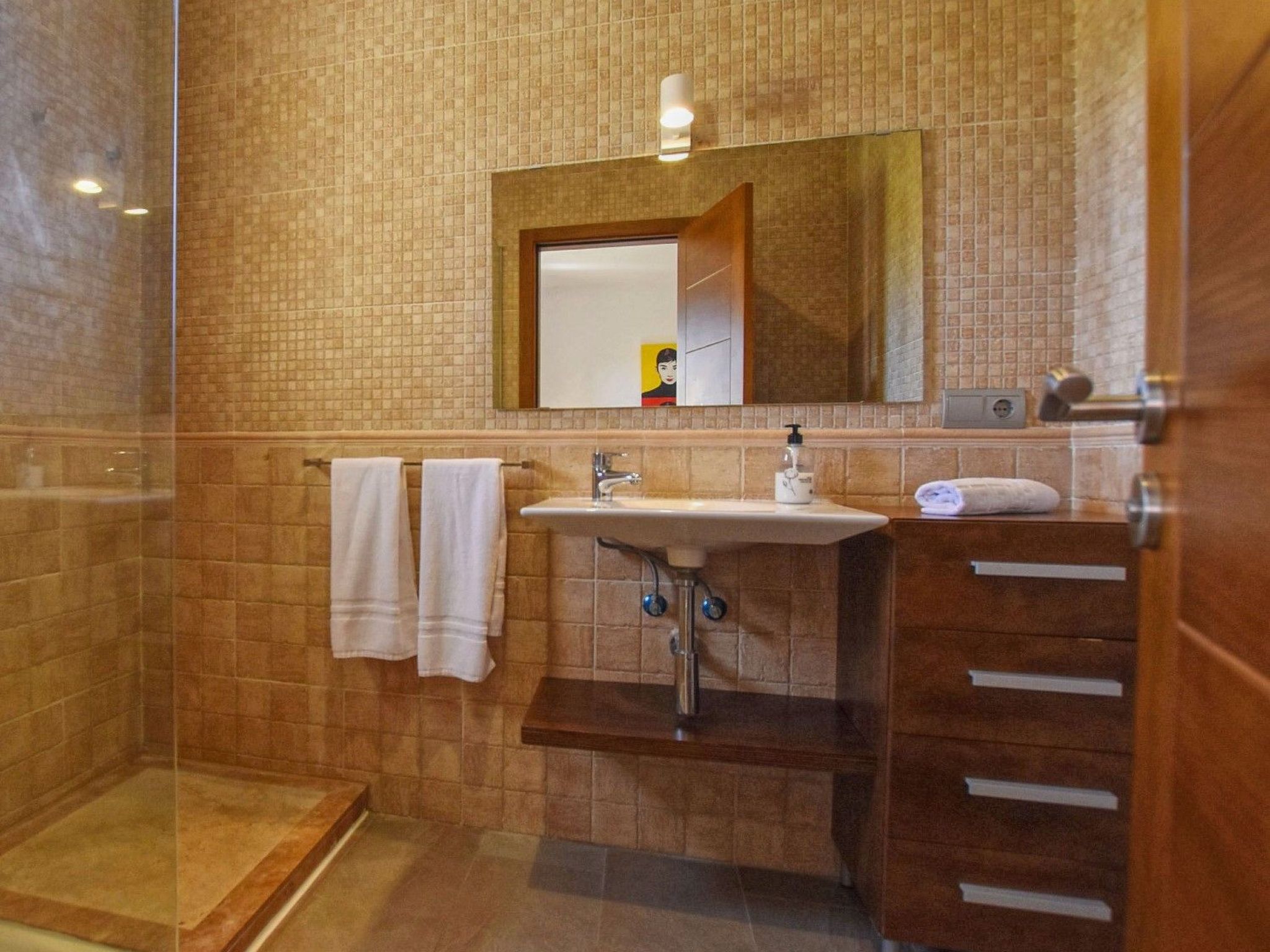 Villa mit Garten, Grill und Terrasse-Image-tags.info