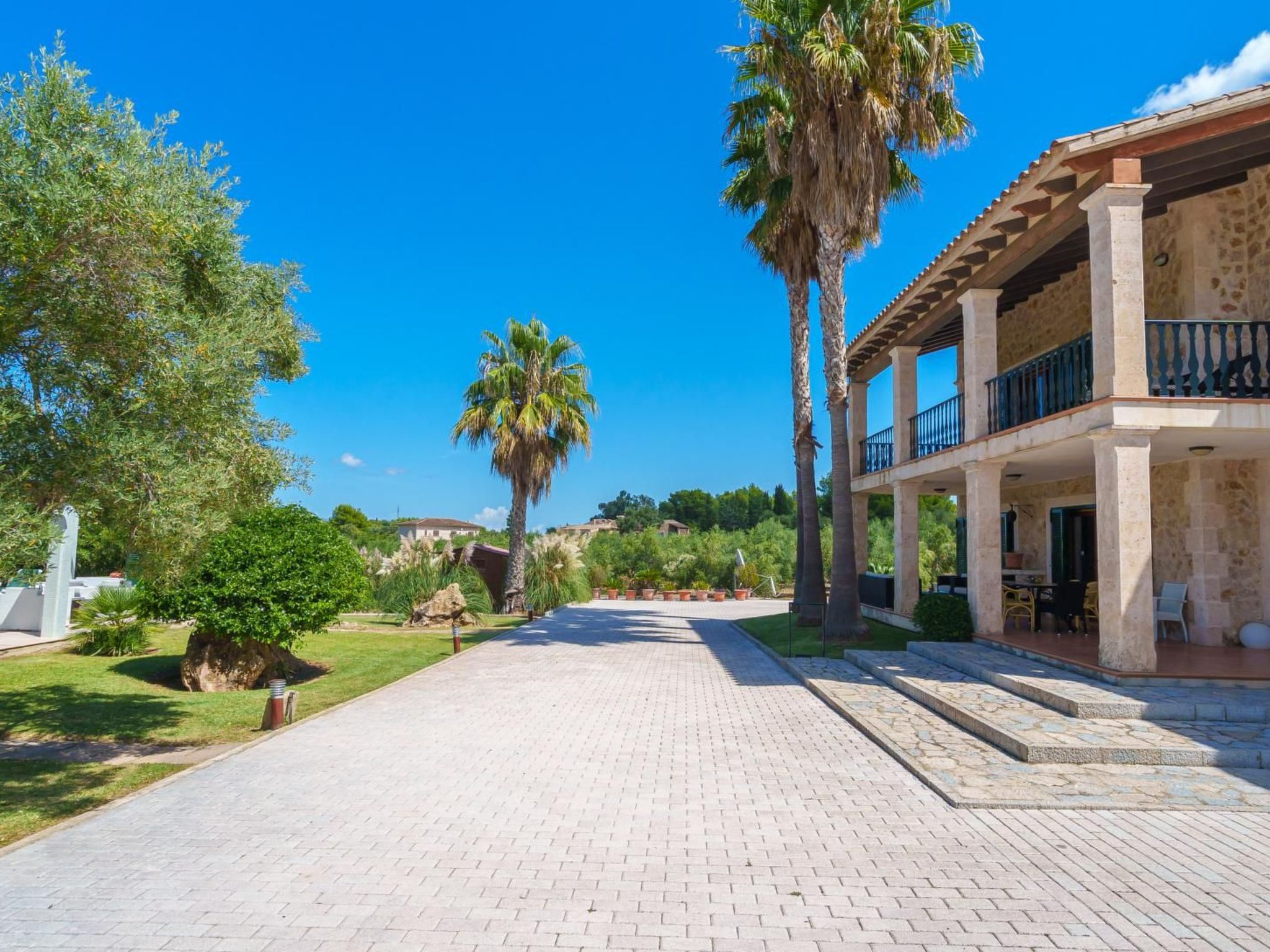 Schönes Landhaus mit Pool für 10 Personen in Strandnähe-Binnen