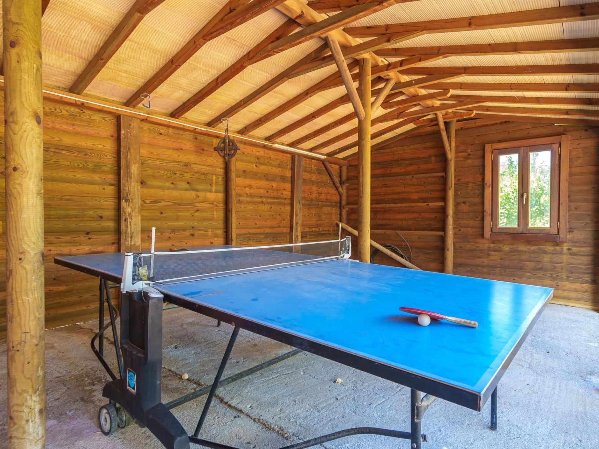 Schönes Landhaus mit Pool für 10 Personen in Strandnähe-Binnen