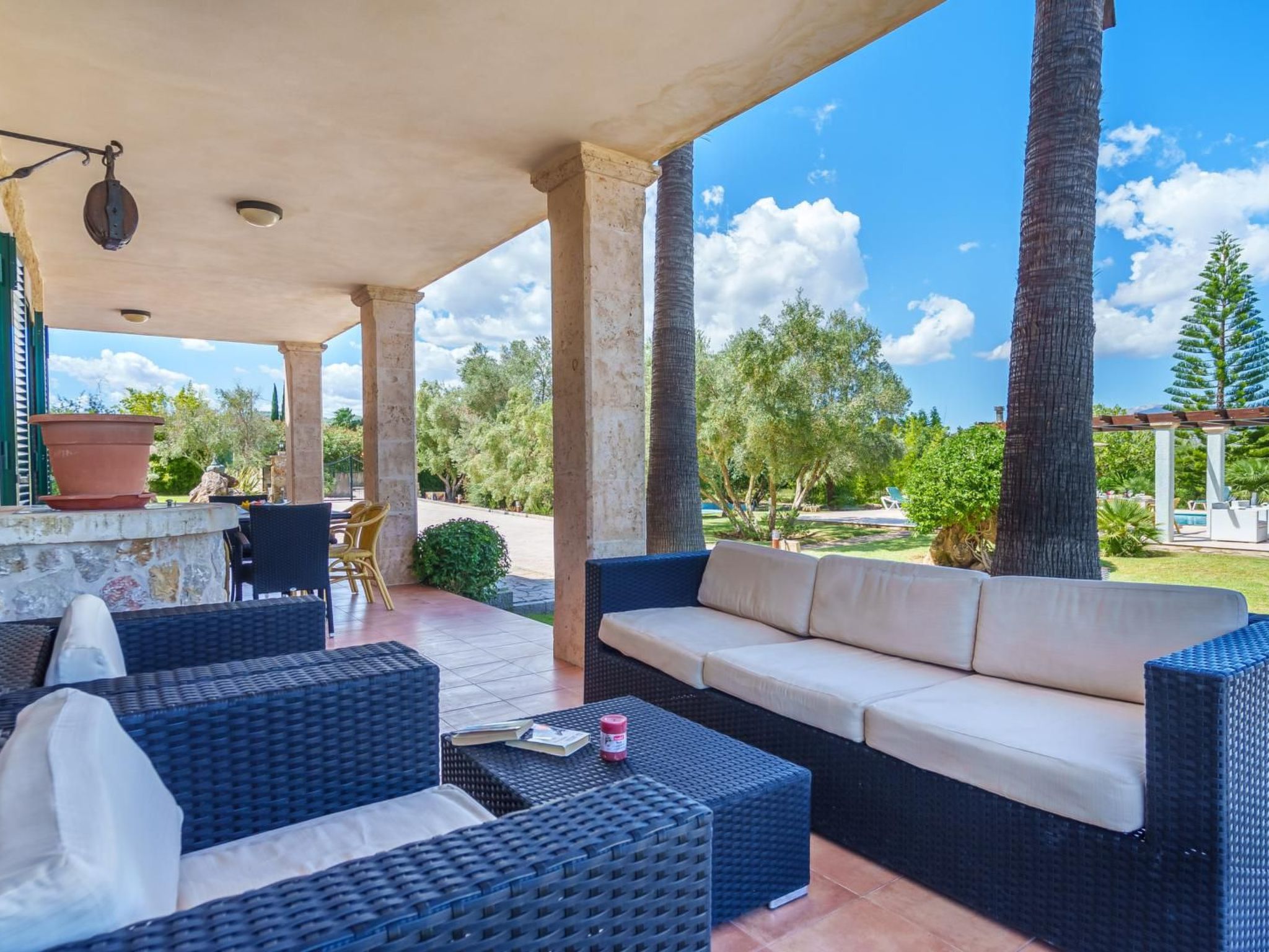 Schönes Landhaus mit Pool für 10 Personen in Strandnähe-Binnen