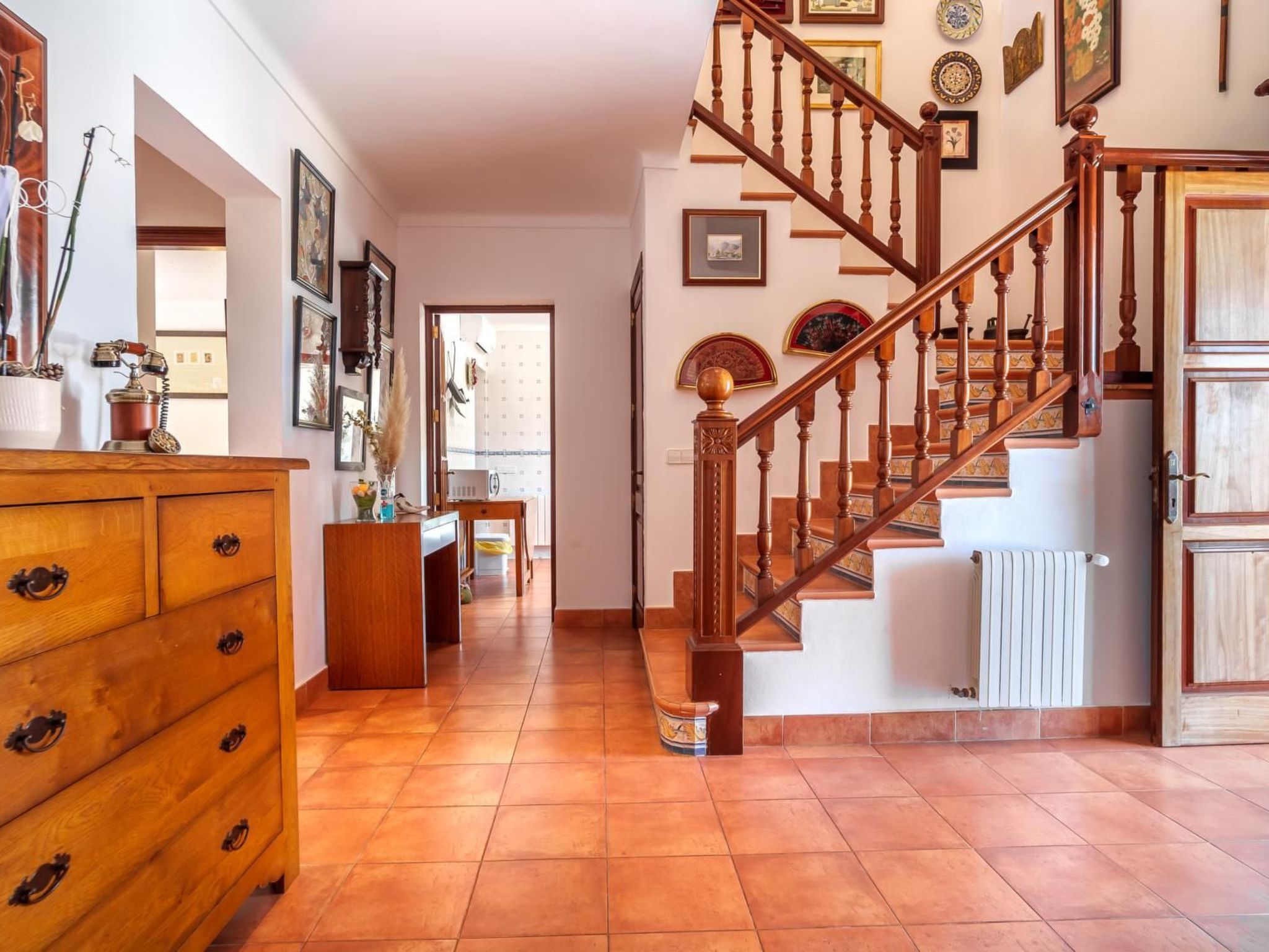 Schönes Landhaus mit Pool für 10 Personen in Strandnähe-Binnen