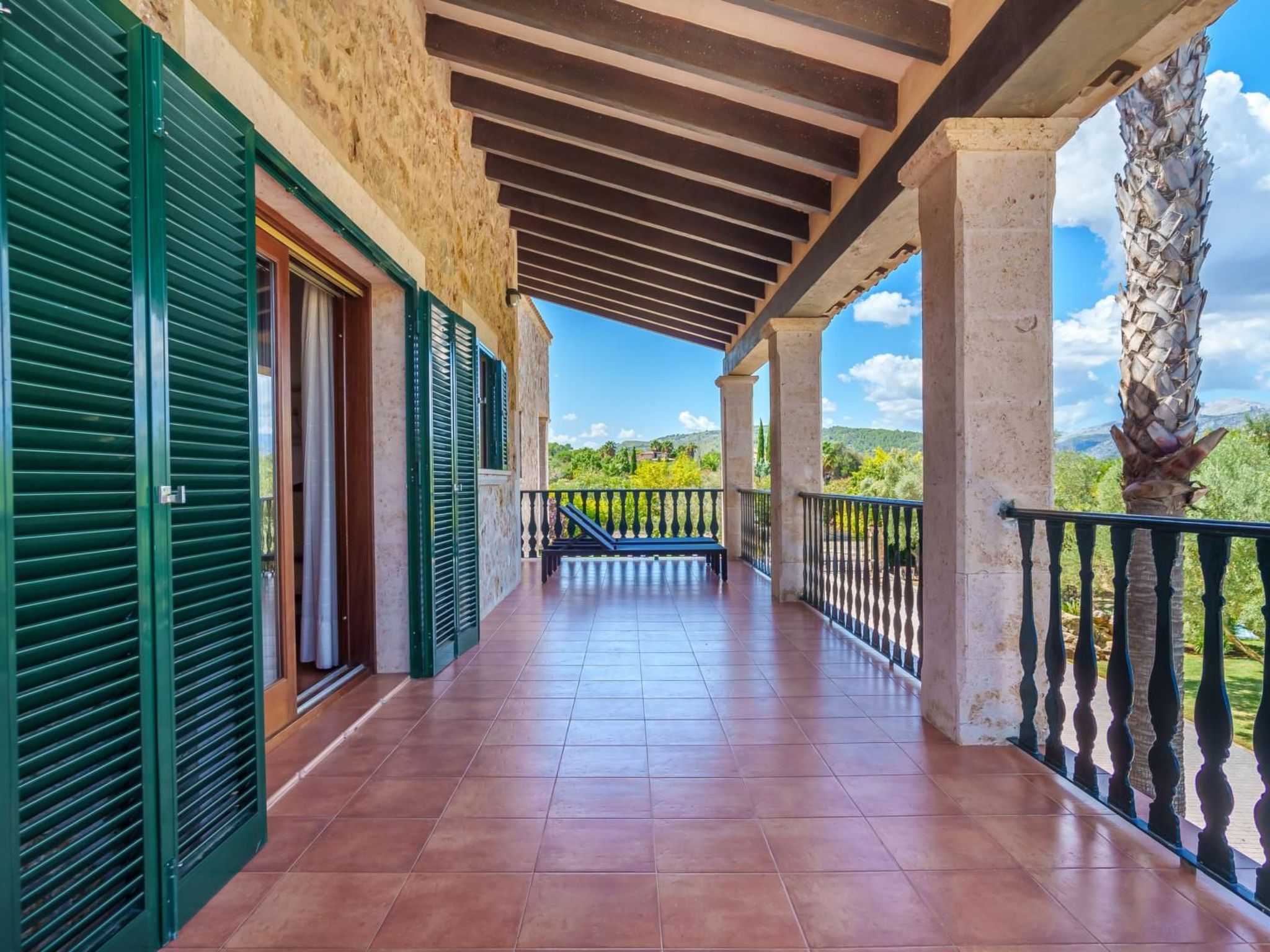 Schönes Landhaus mit Pool für 10 Personen in Strandnähe-Binnen