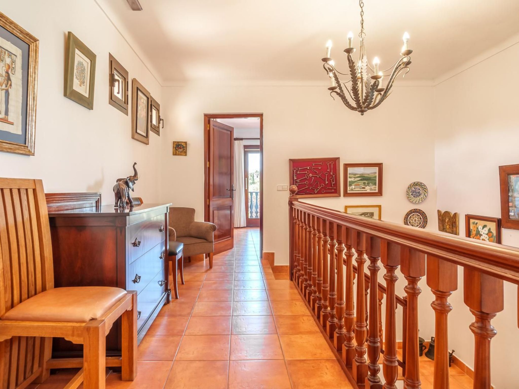 Schönes Landhaus mit Pool für 10 Personen in Strandnähe-Binnen