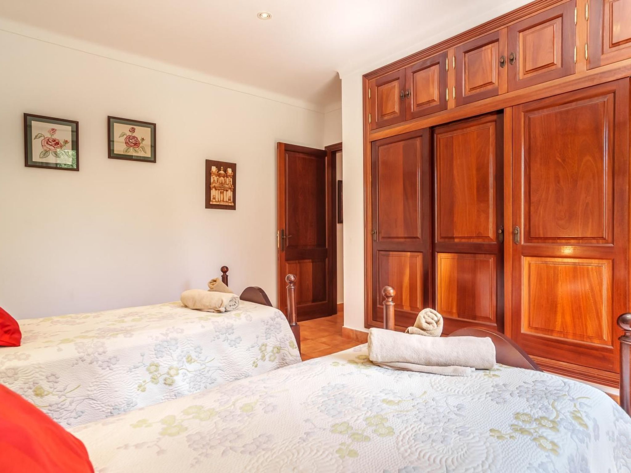 Schönes Landhaus mit Pool für 10 Personen in Strandnähe-Binnen