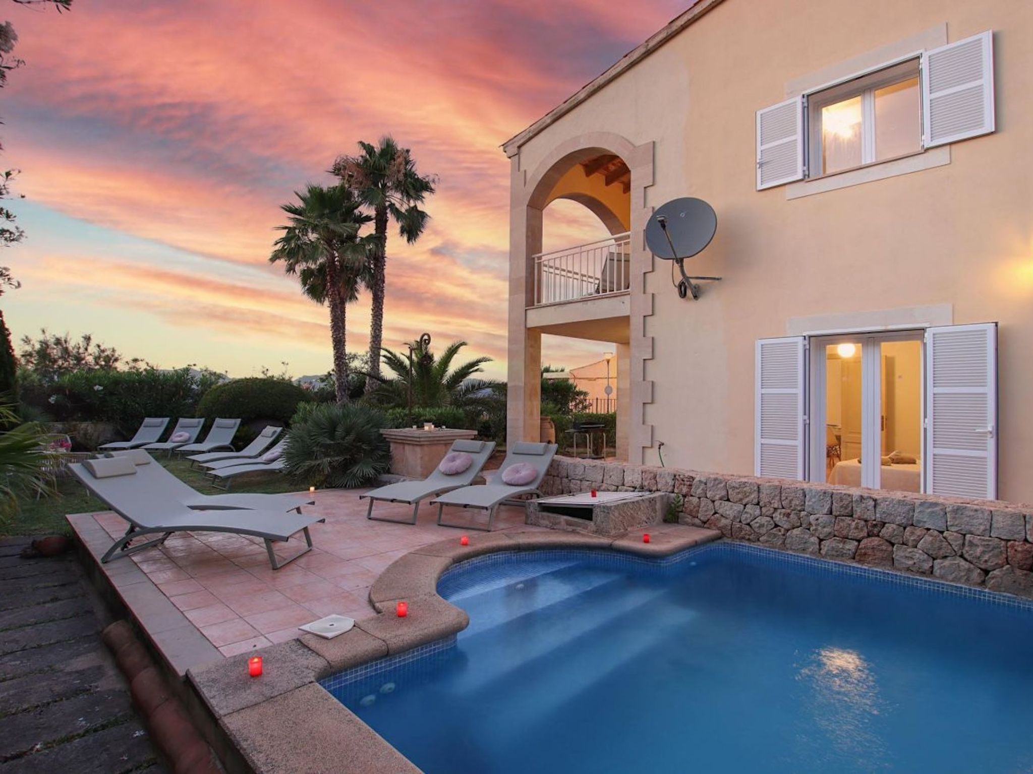 Schöne Villa mit Meerblick-Binnen