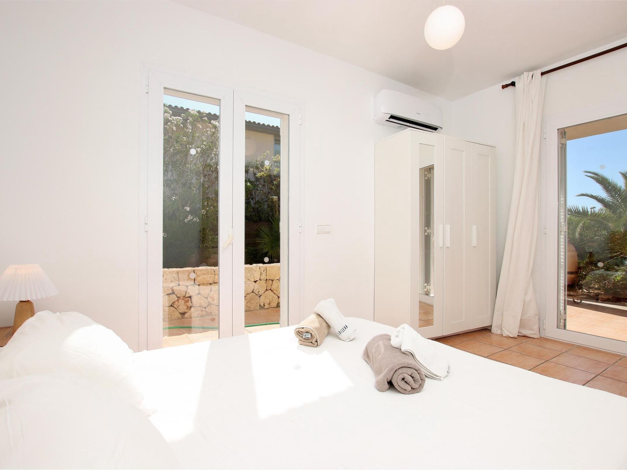 Schöne Villa mit Meerblick-Binnen