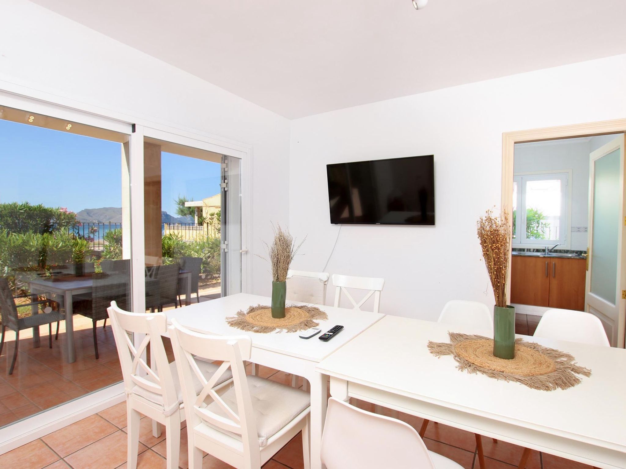 Schöne Villa mit Meerblick-Binnen