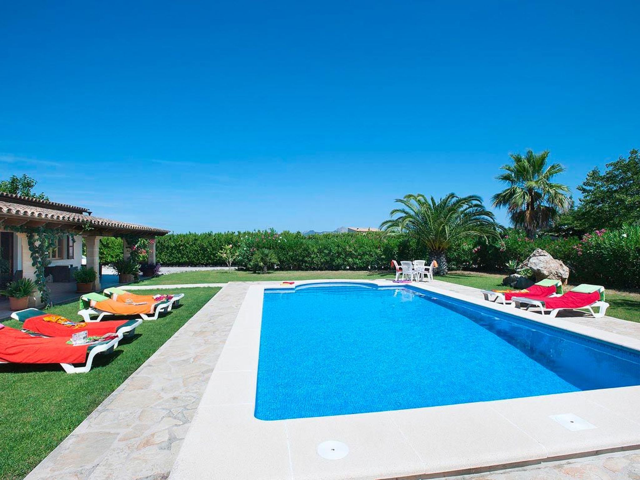 Schönes Ferienhaus in Alcúdia mit Großem Pool-Binnen