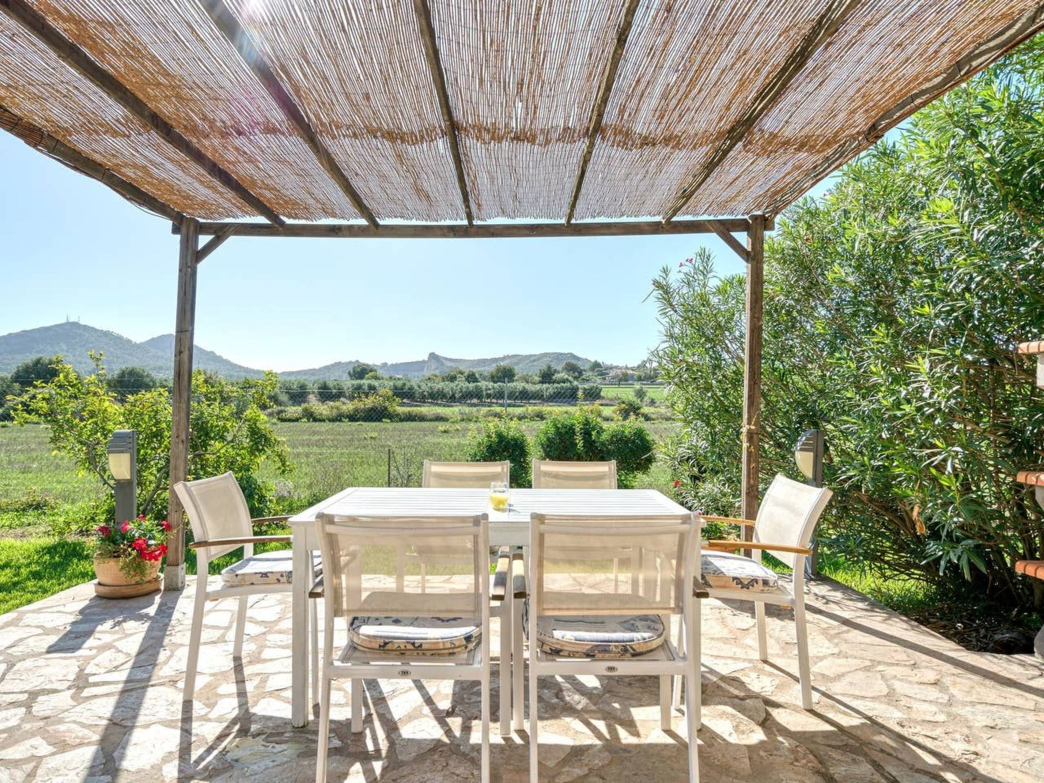 Finca mit Garten, Grill und Terrasse-Binnen