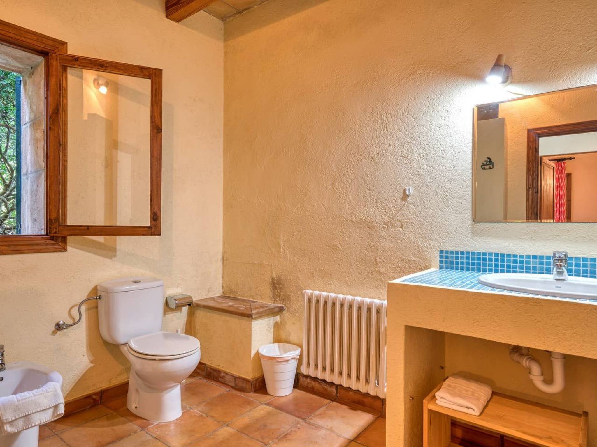 Finca mit Garten, Grill und Terrasse-Binnen