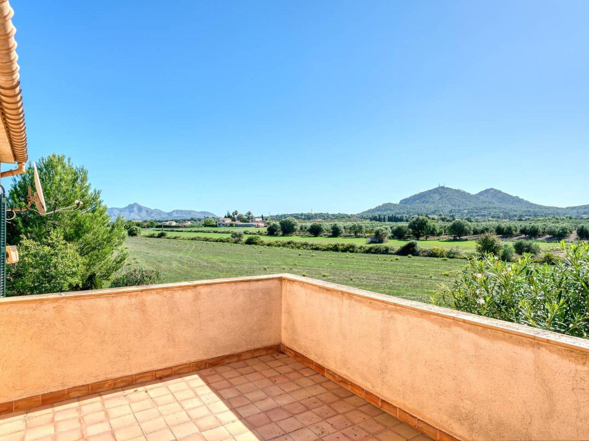 Finca mit Garten, Grill und Terrasse-Binnen