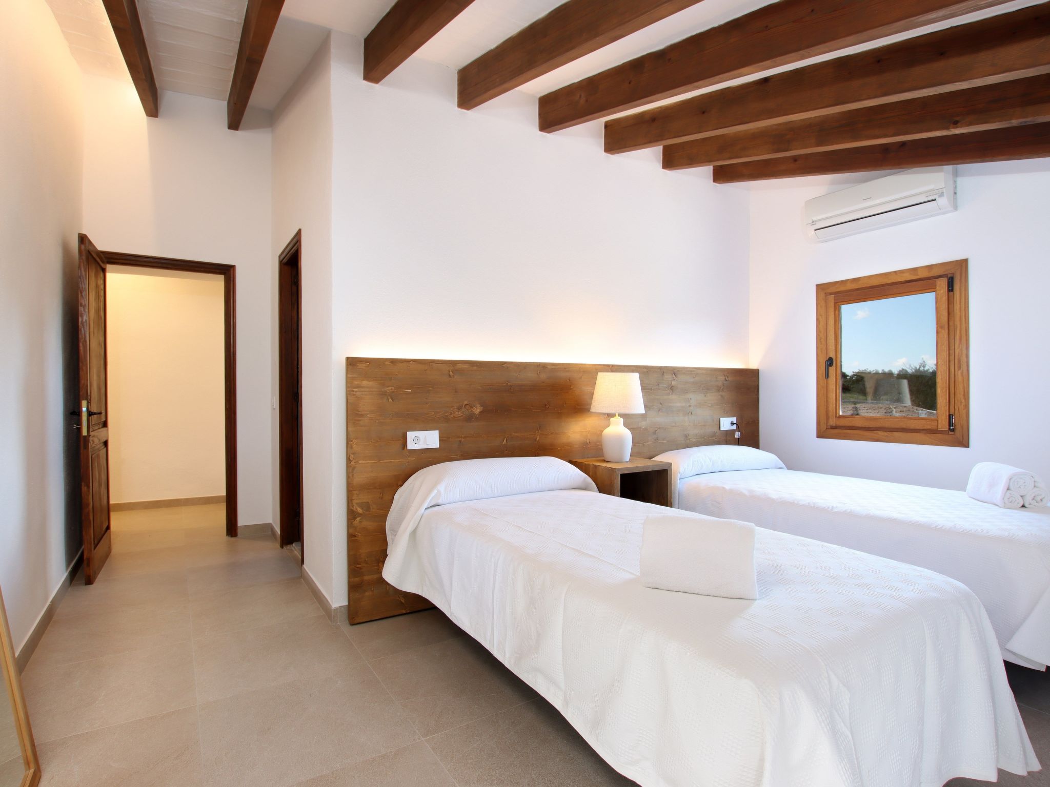 Große Villa auf dem Lande in der Nähe von Pollensa.