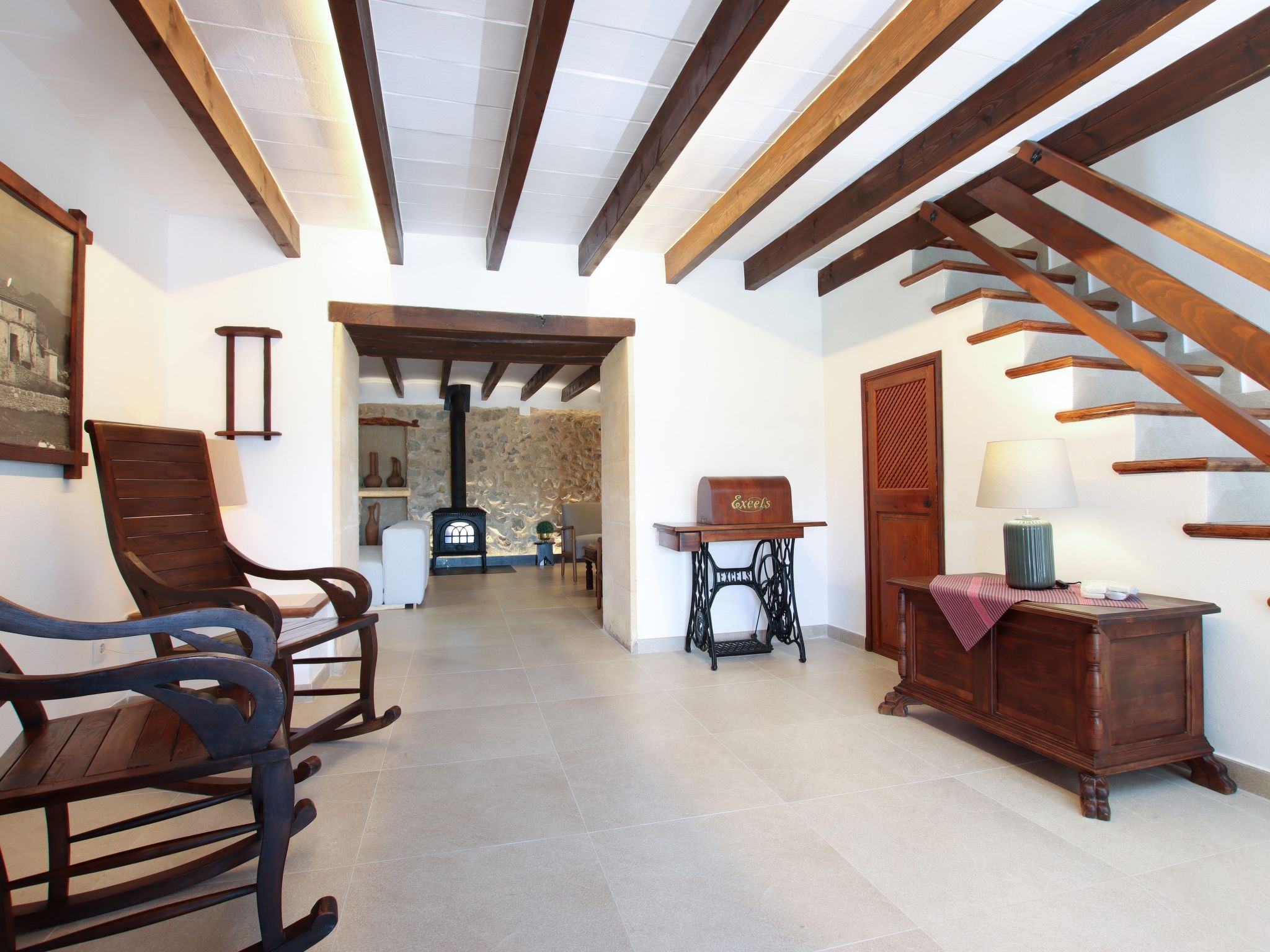 Große Villa auf dem Lande in der Nähe von Pollensa.-Binnen