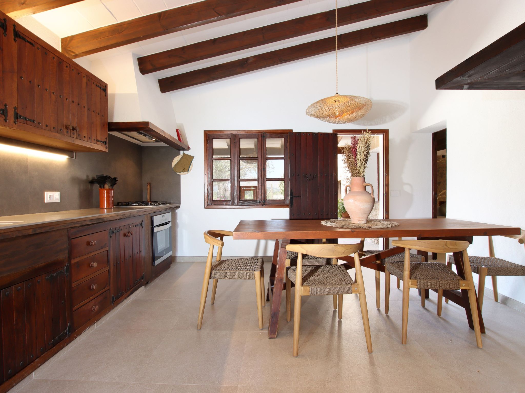 Große Villa auf dem Lande in der Nähe von Pollensa.-Binnen