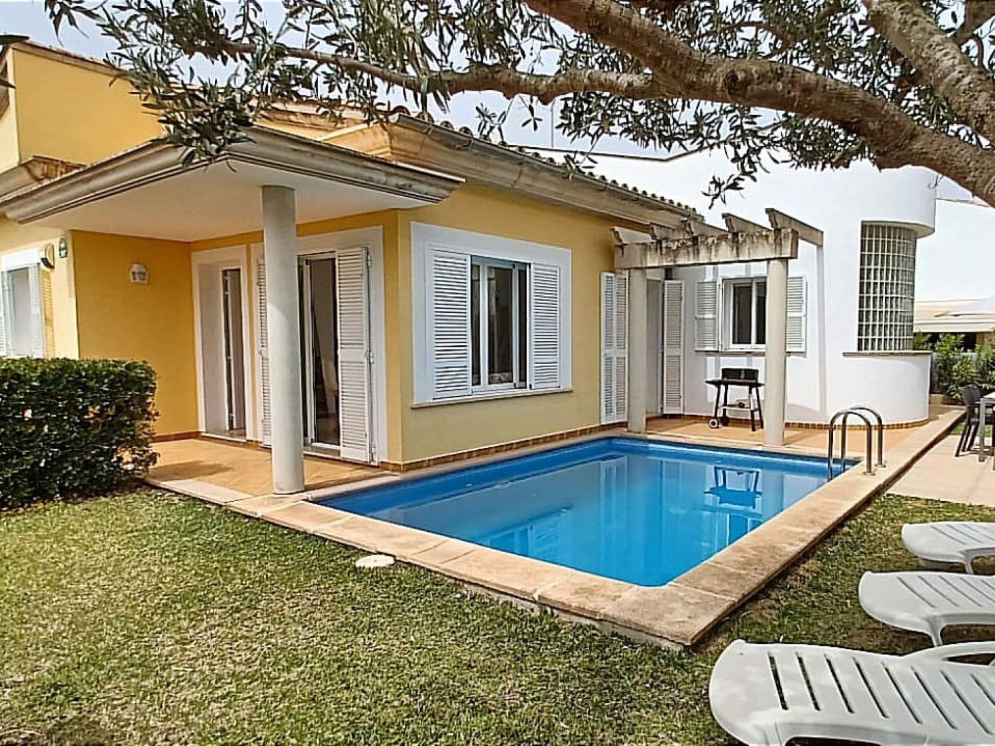 Villa "Estel" mit eigenem Schwimmbad