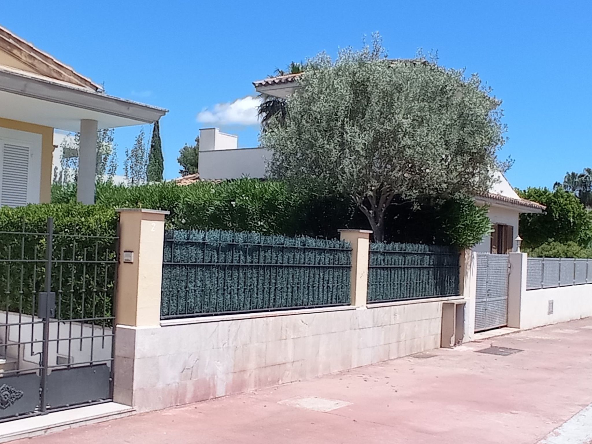 Villa "Estel" mit eigenem Schwimmbad-Outside