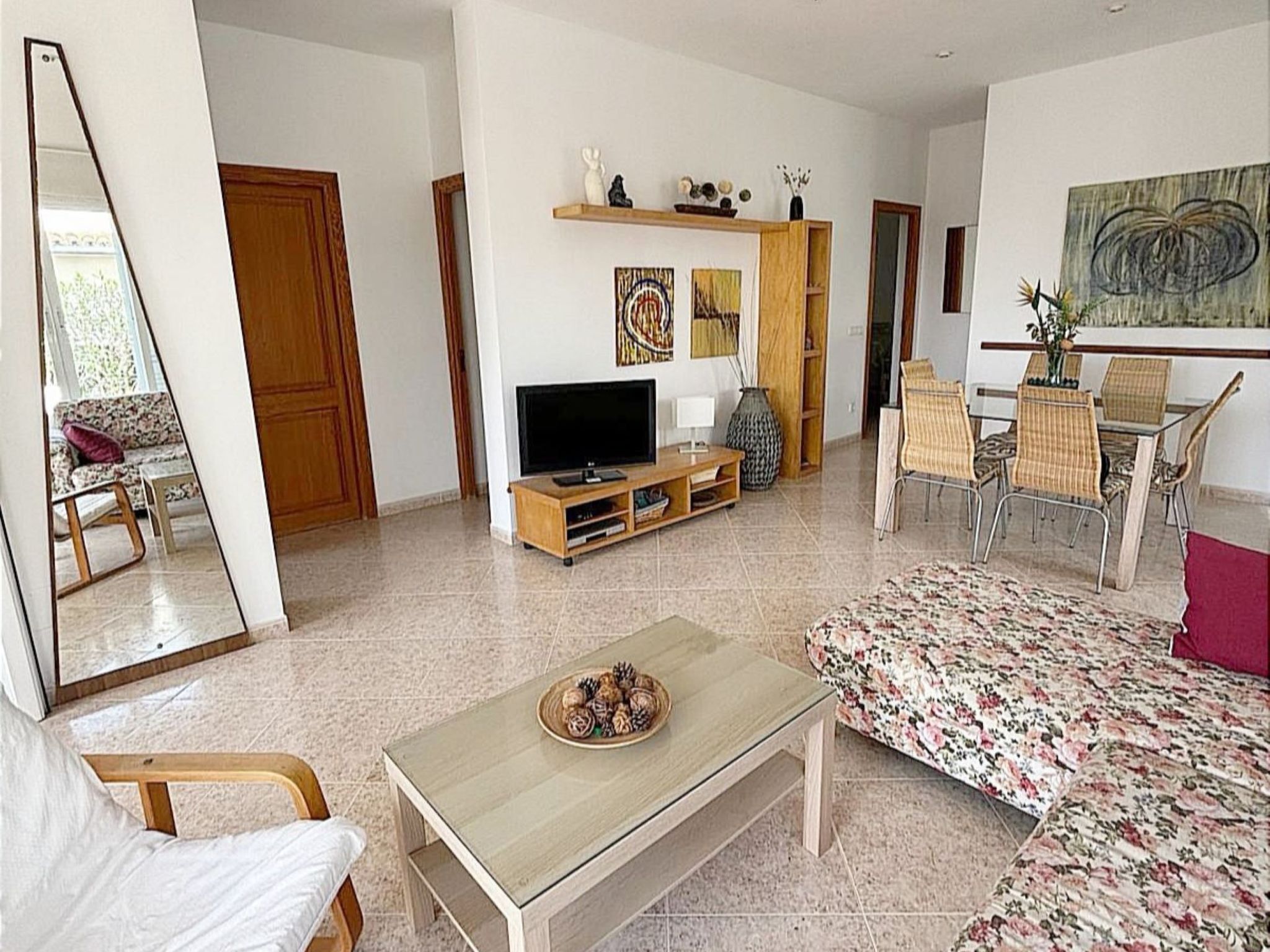 Villa "Estel" mit eigenem Schwimmbad-Image-tags.info