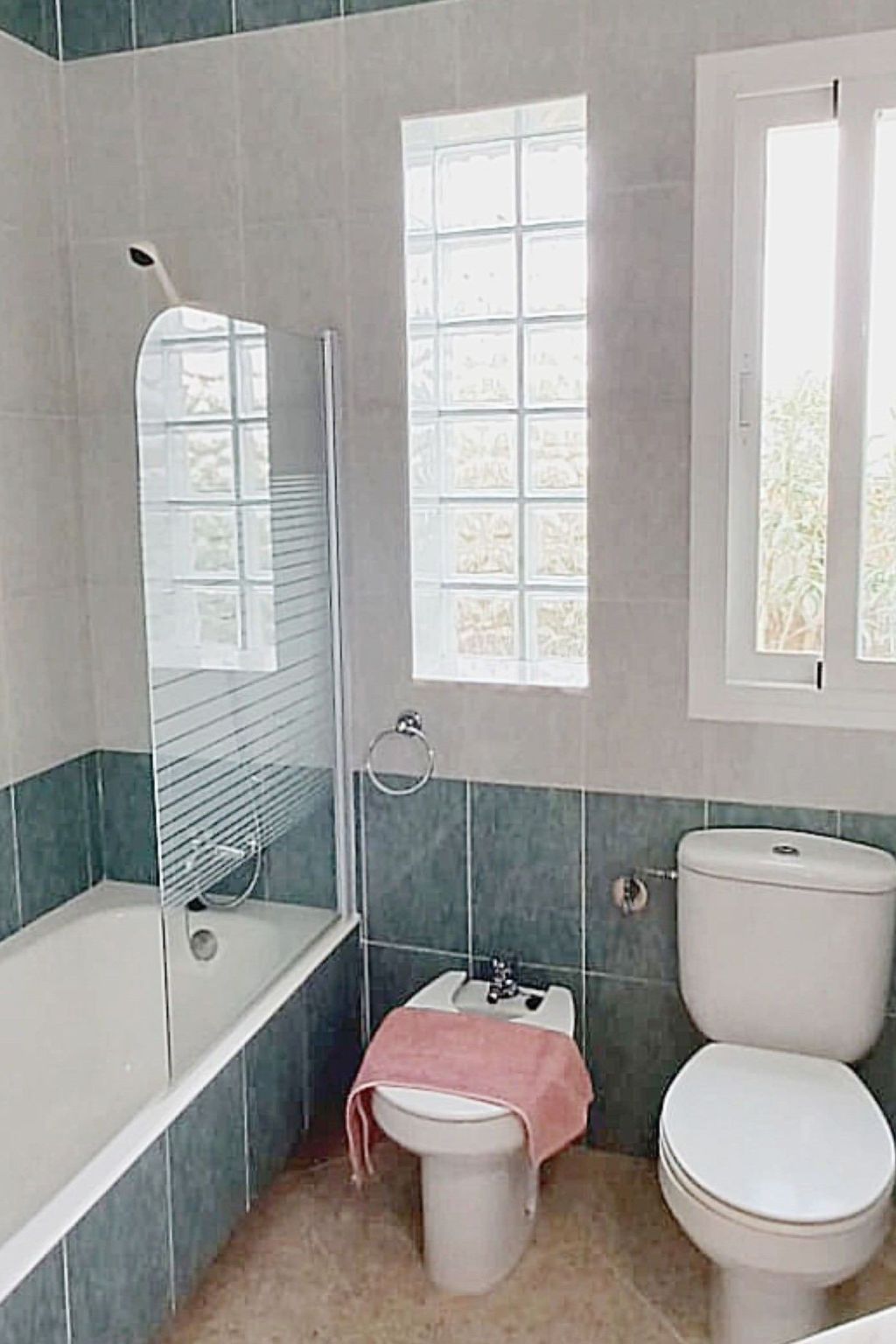 Photo of Villa "Estel" mit eigenem Schwimmbad