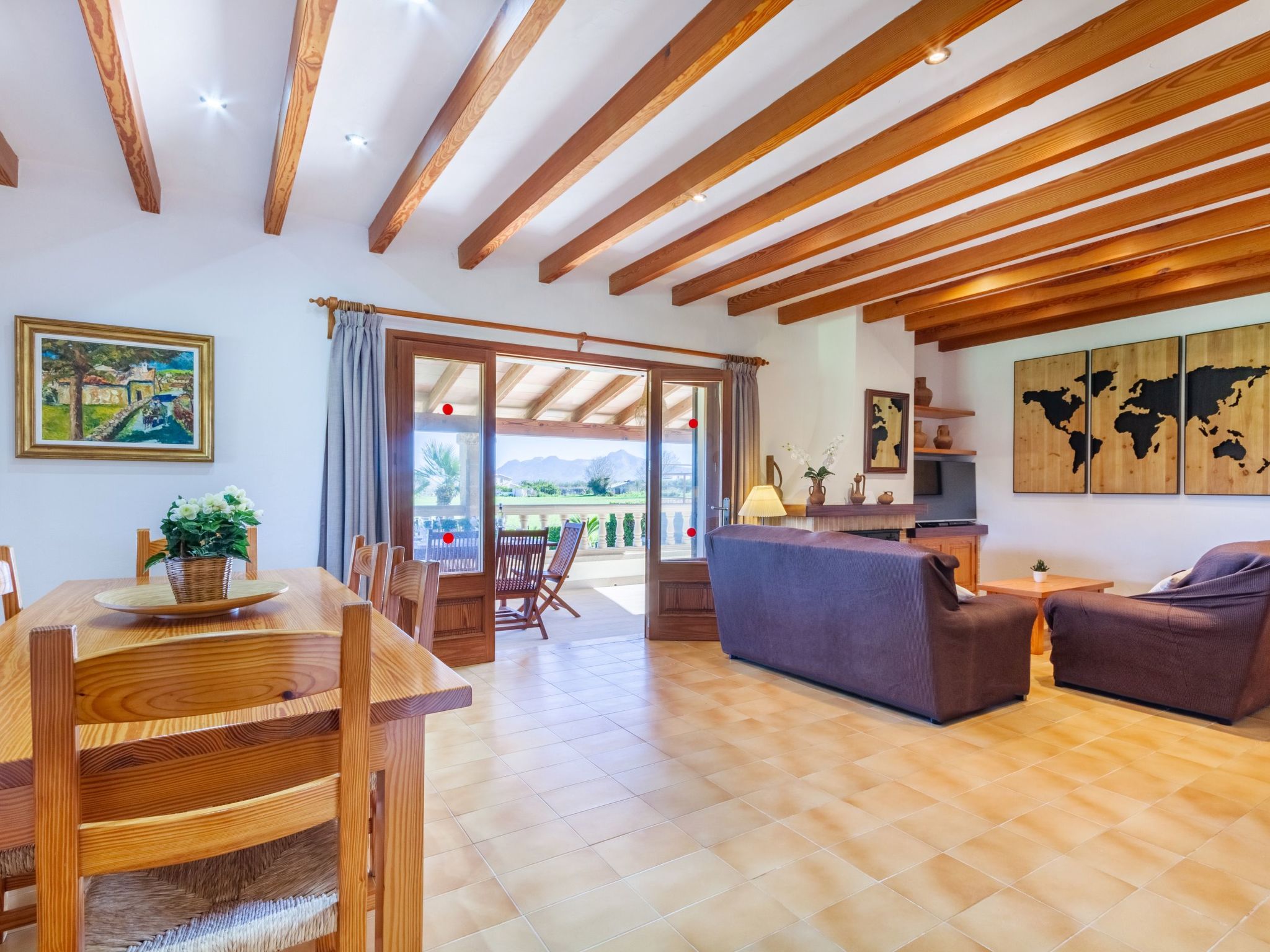 Villa Can Soler-Inside