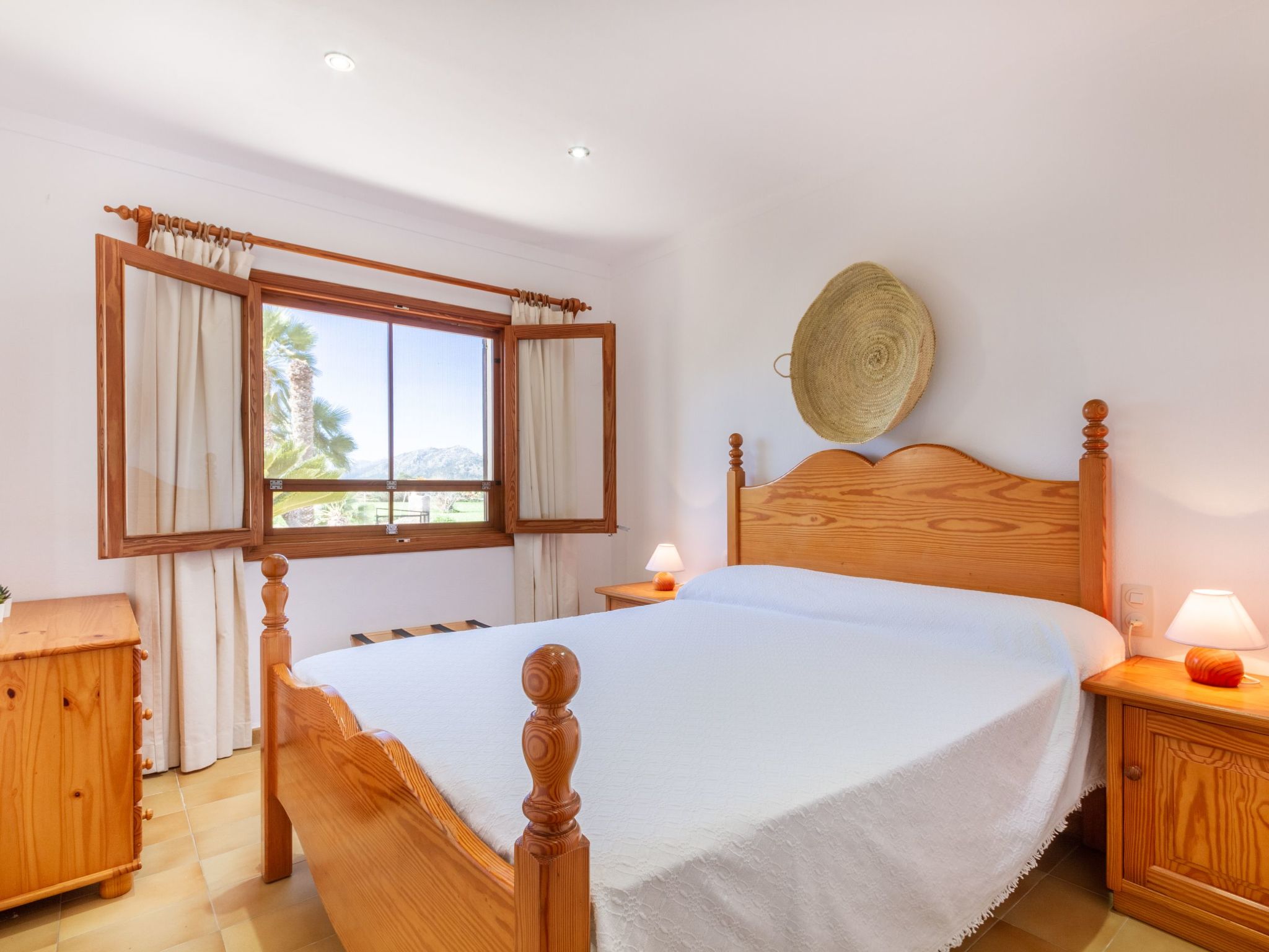 Villa Can Soler-Inside