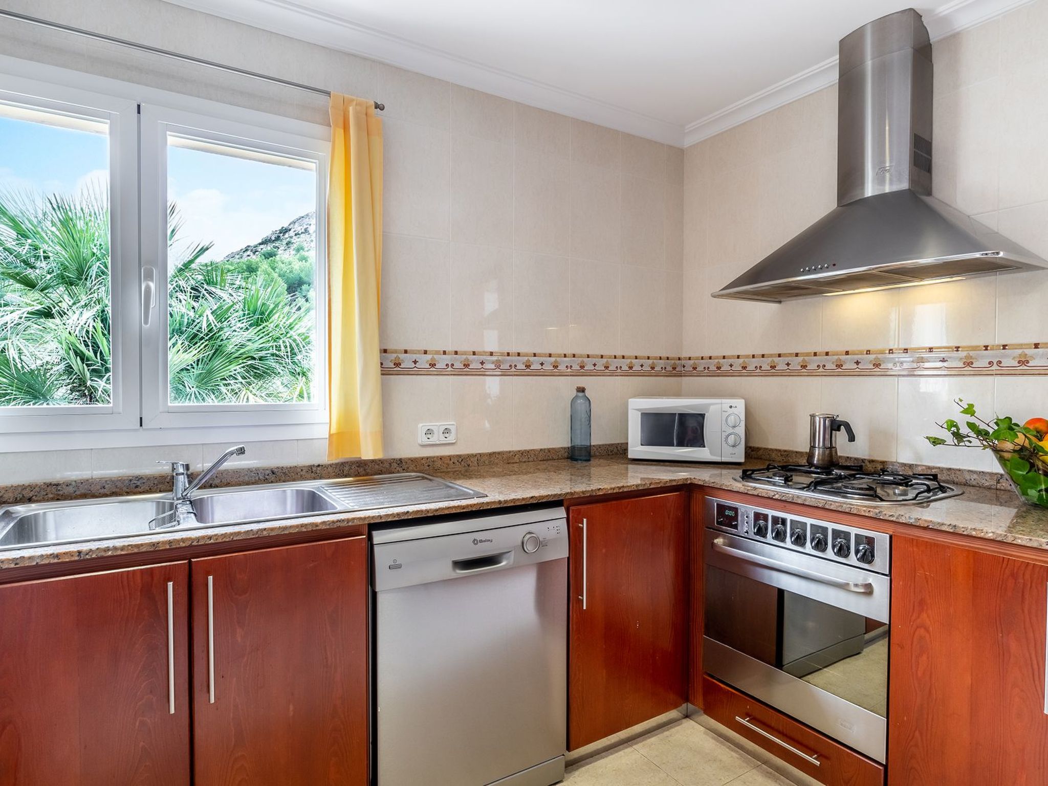 Exklusive Villa mit Meerblick und privatem Pool-Image-tags.info