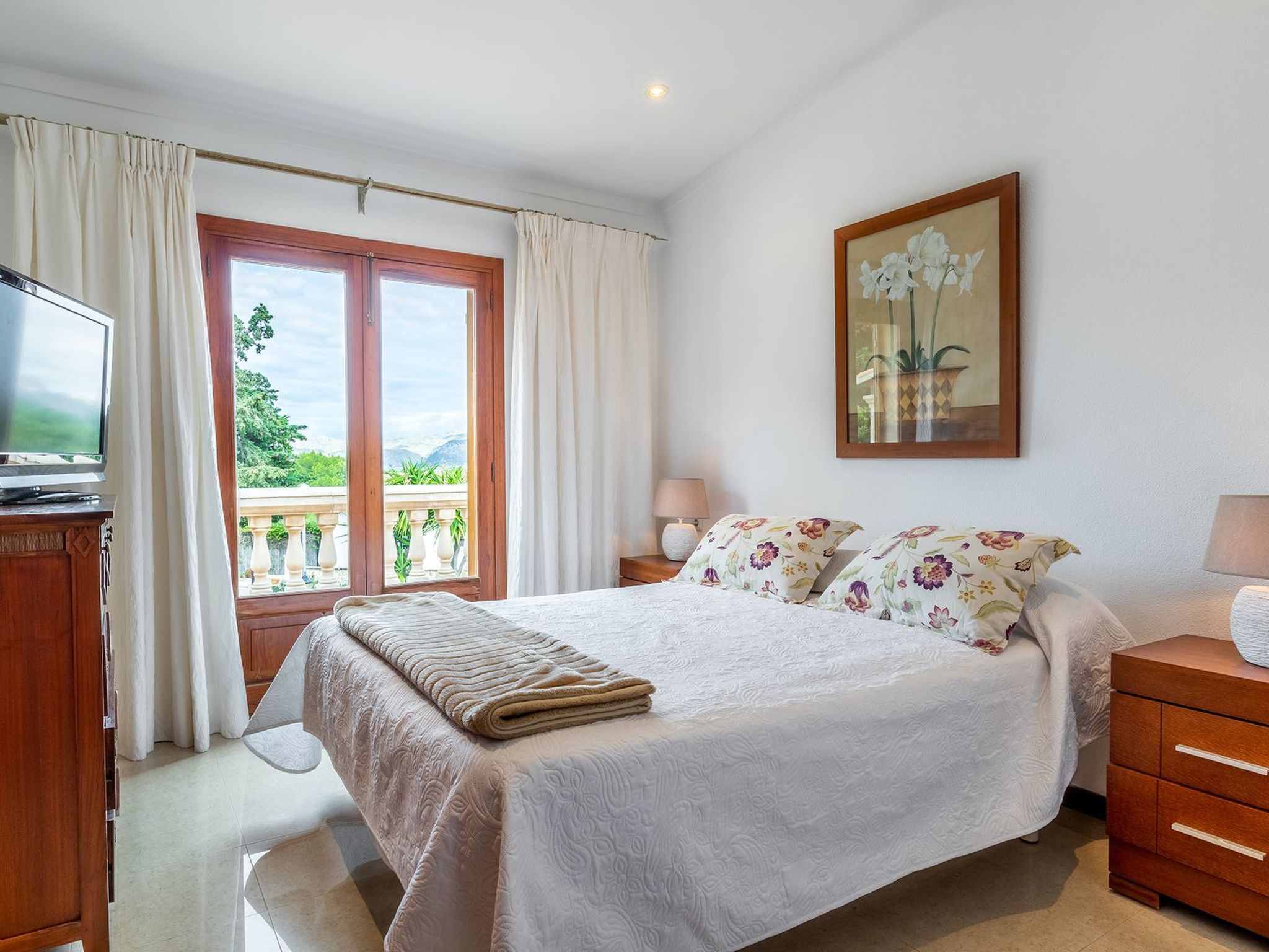 Exklusive Villa mit Meerblick und privatem Pool-Image-tags.info