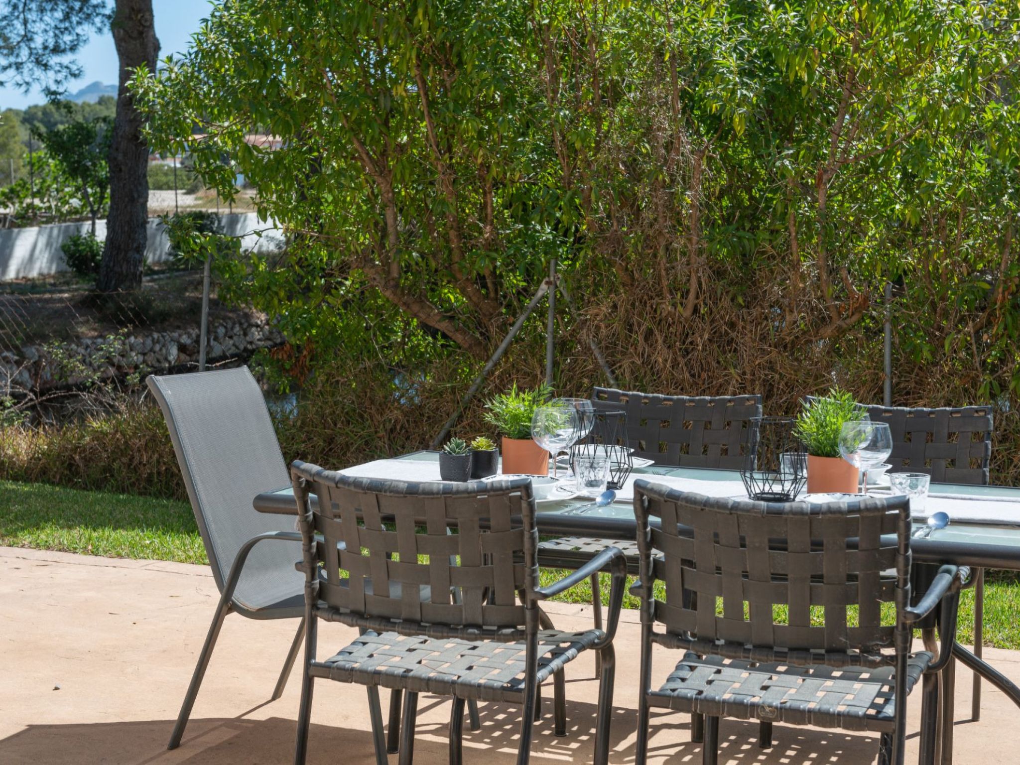 Haus mit Garten und Seeblick in Port d'Alcúdia-Image-tags.info