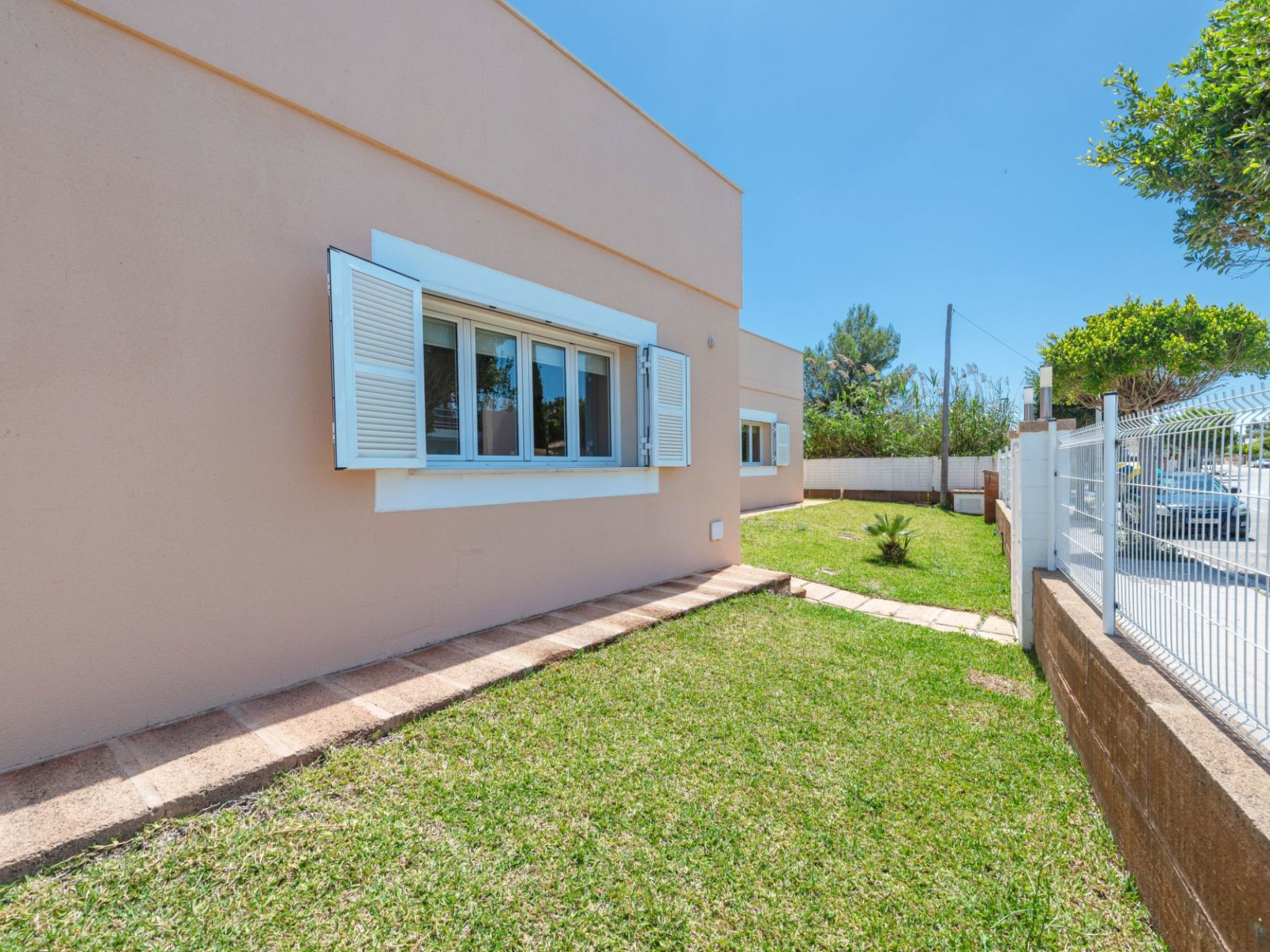 Haus mit Garten und Seeblick in Port d'Alcúdia-Image-tags.info