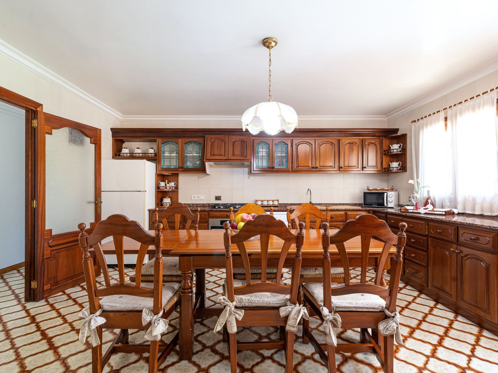 Stilvolle Villa mit Terrasse und Nähe zum Strand-Image-tags.info