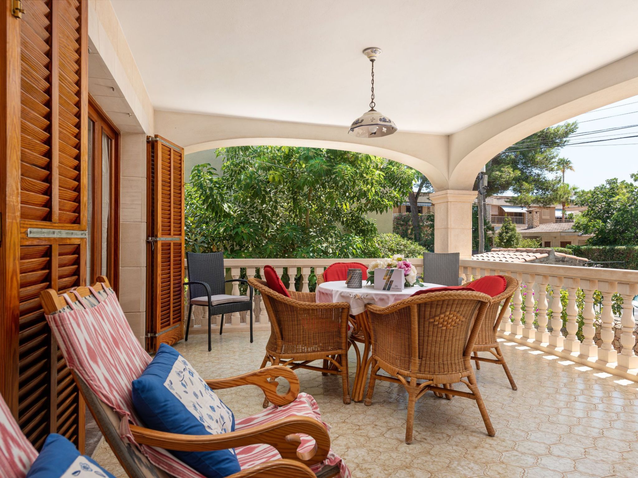 Stilvolle Villa mit Terrasse und Nähe zum Strand-Image-tags.info