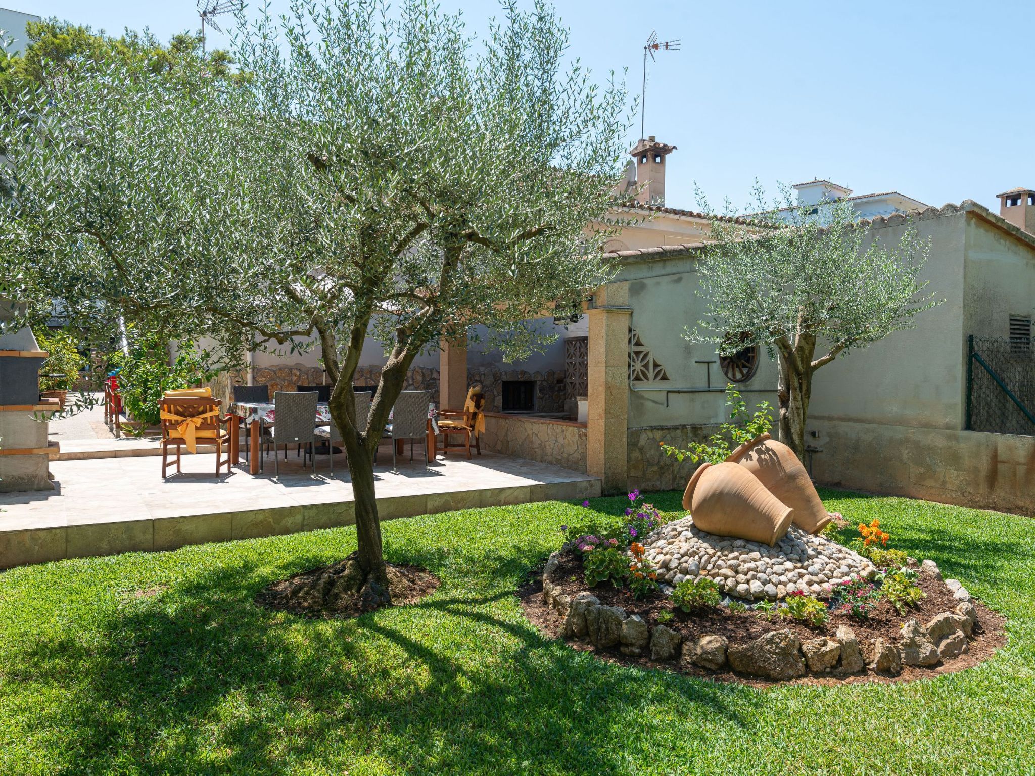 Stilvolle Villa mit Terrasse und Nähe zum Strand-Image-tags.info