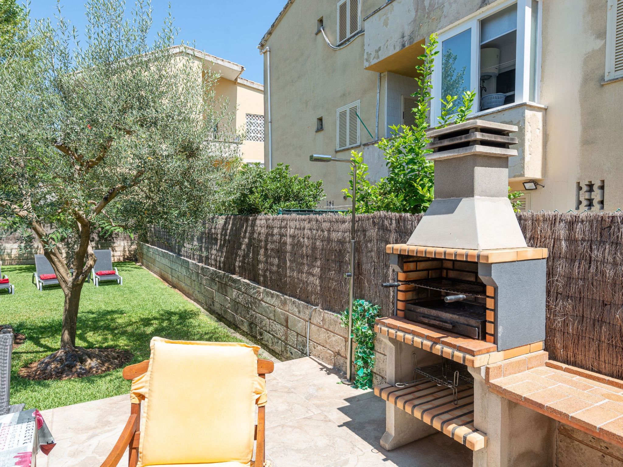 Stilvolle Villa mit Terrasse und Nähe zum Strand-Image-tags.info