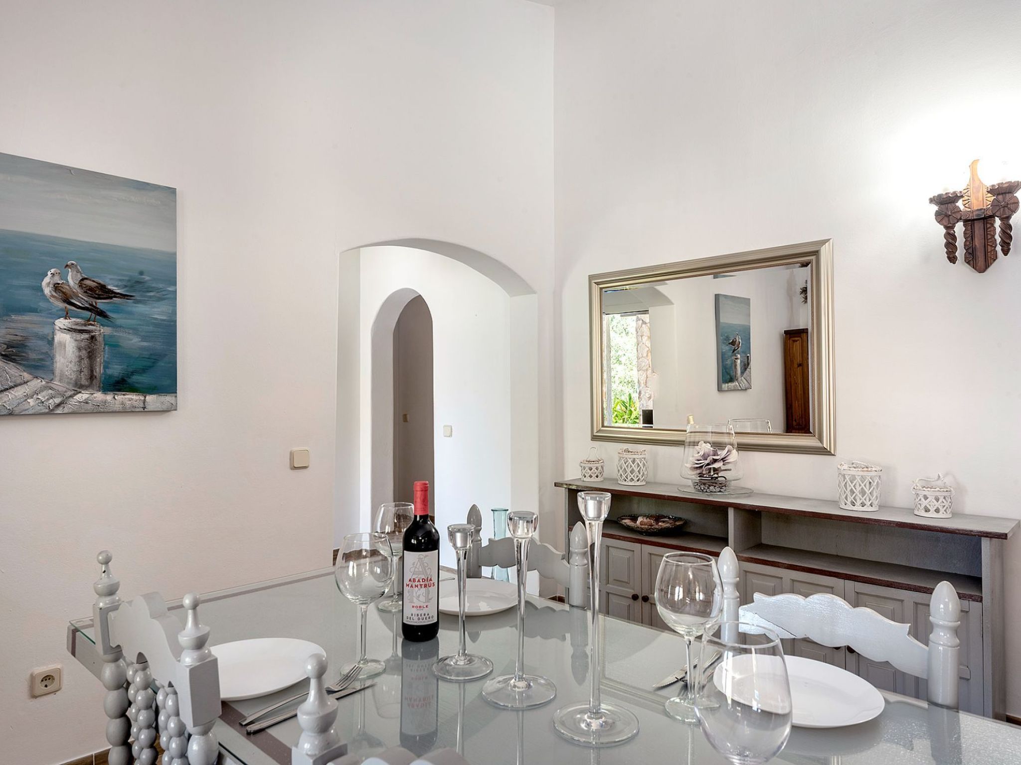 Serene Villa Rückzug mit Seeblick, Strand in der Nähe-Image-tags.info