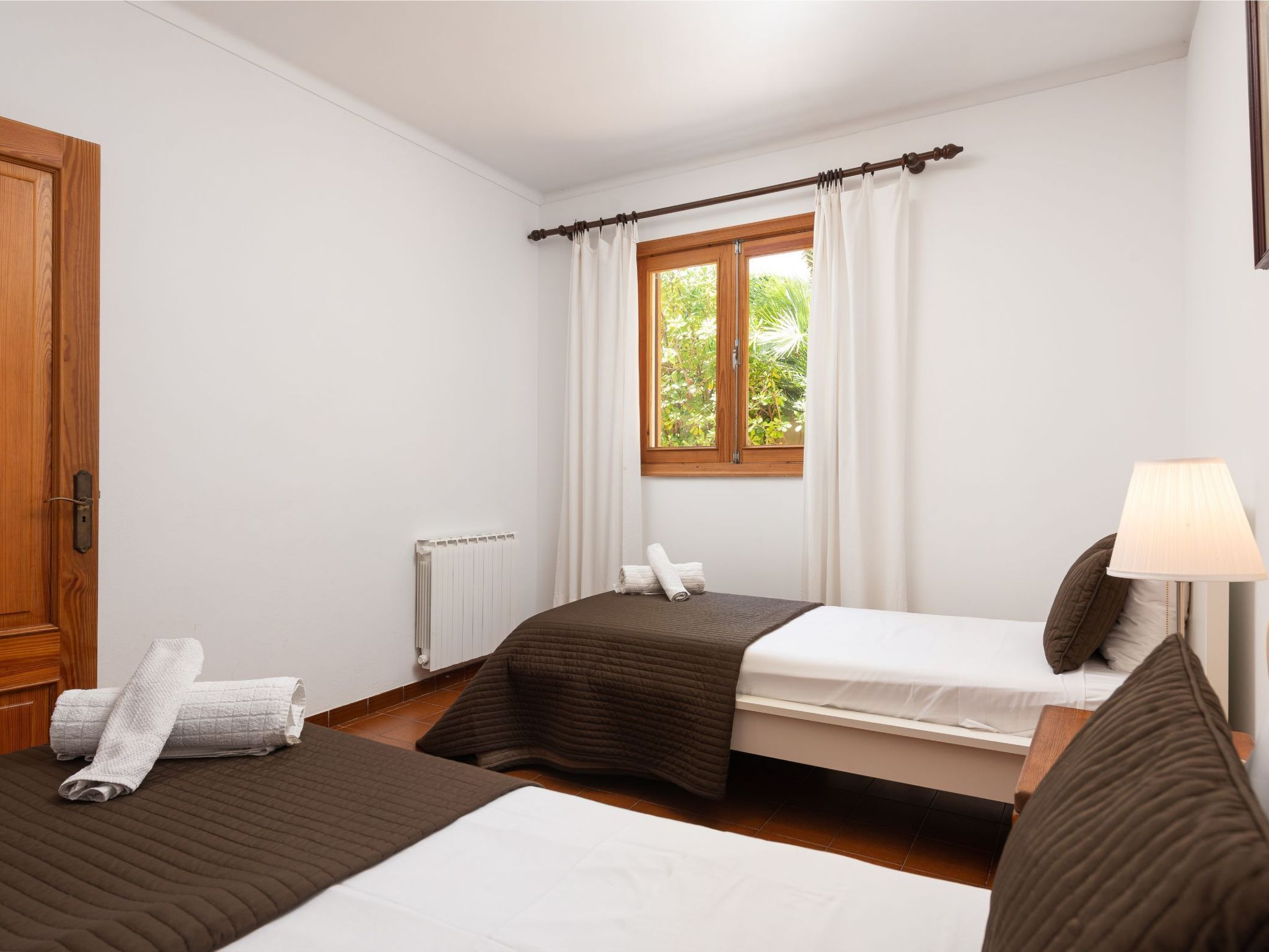 Verträumte Villa mit privatem Pool und Liegewiese-Image-tags.info