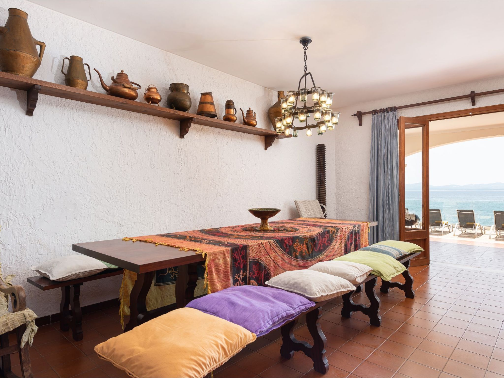 Verträumte Villa mit privatem Pool und Liegewiese-Image-tags.info