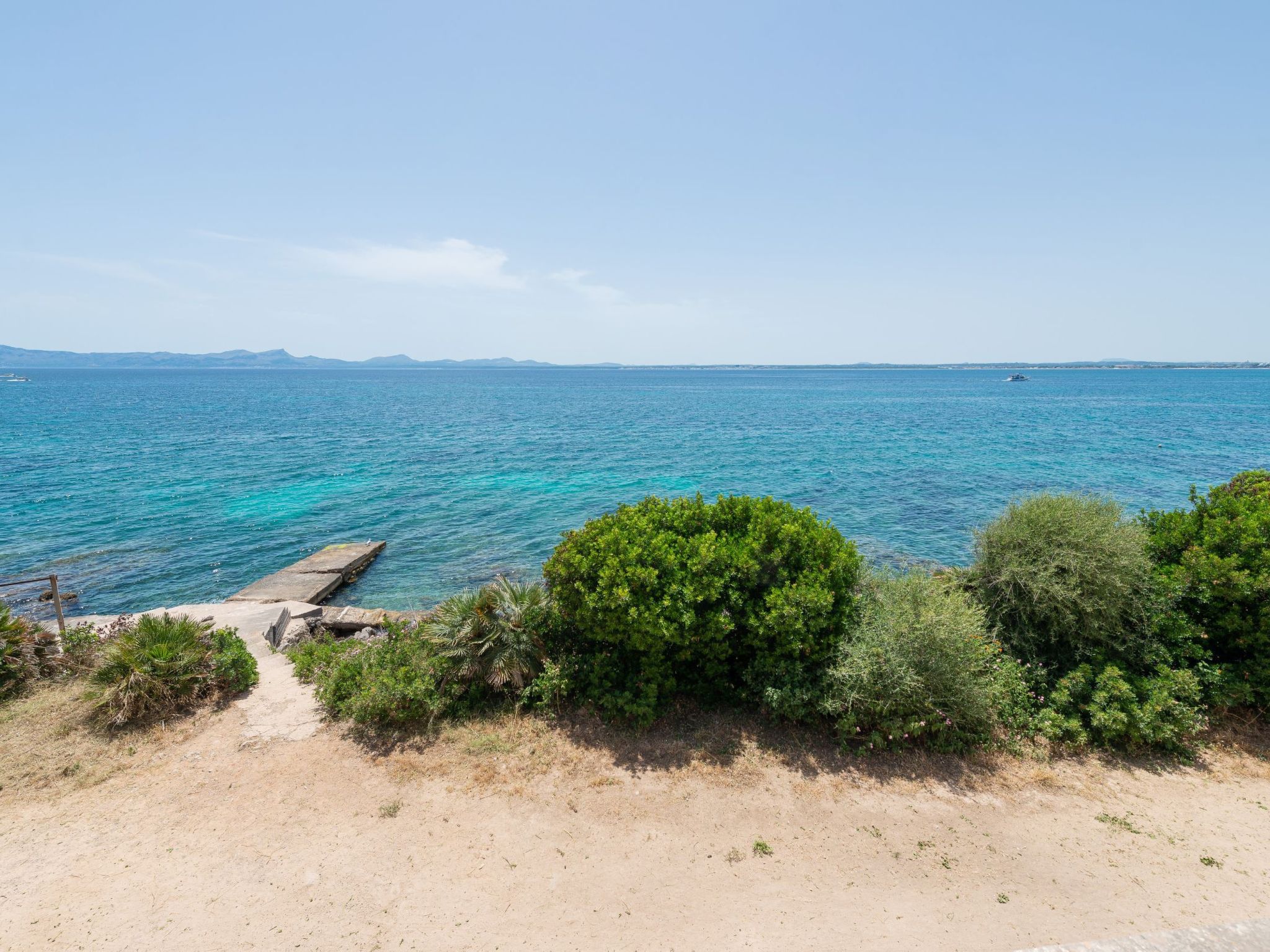 Verträumte Villa mit privatem Pool und Liegewiese-Image-tags.info