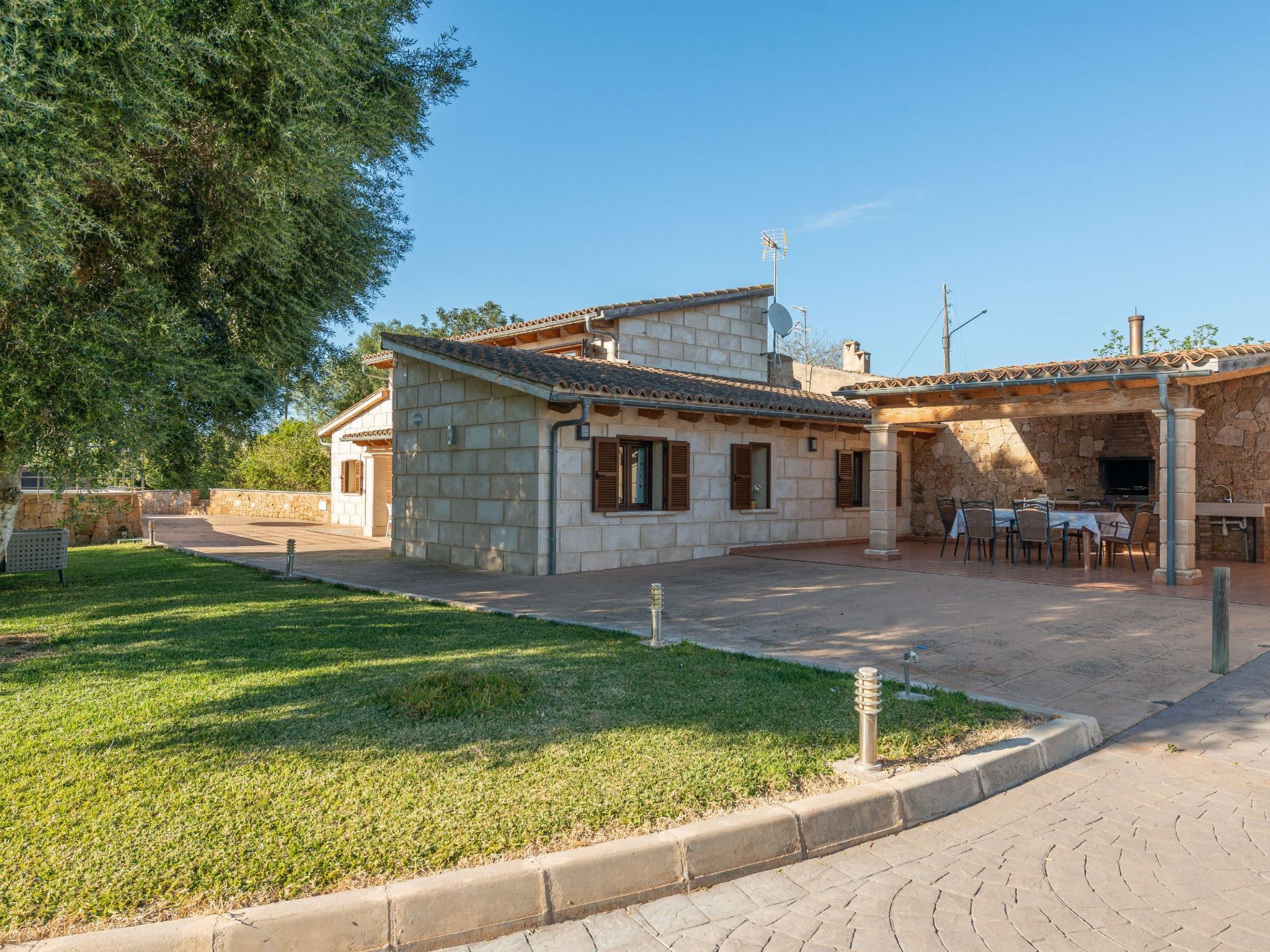 Photo of Das Beste von Alcudia, privater Pool, BBQ, einladender Garten