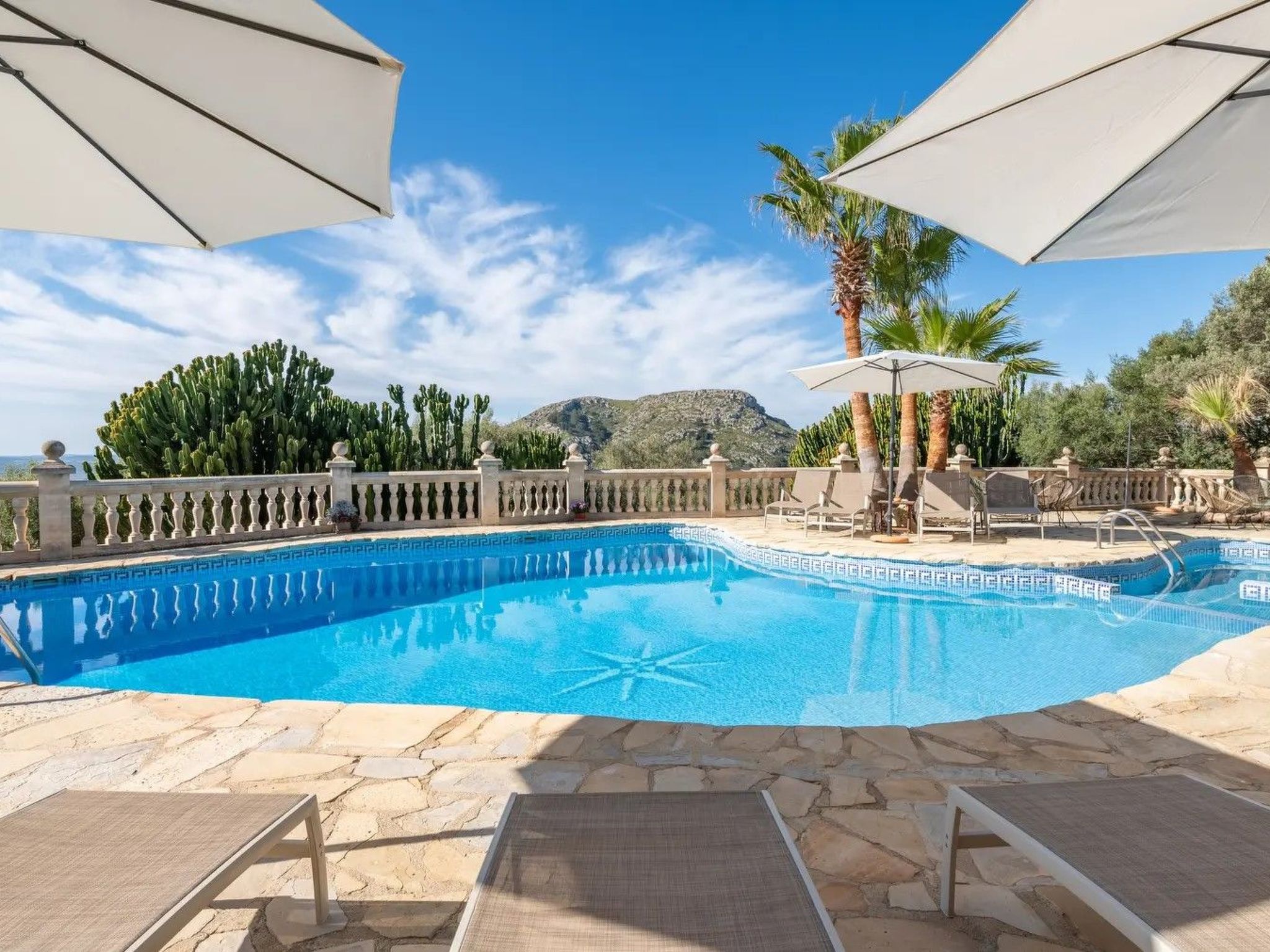 Finca "Oscols d'Alt" mit privatem Pool-Binnen