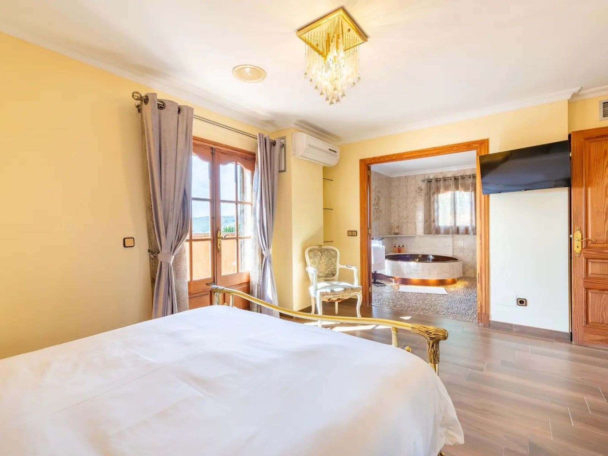 Finca "Oscols d'Alt" mit privatem Pool-Binnen